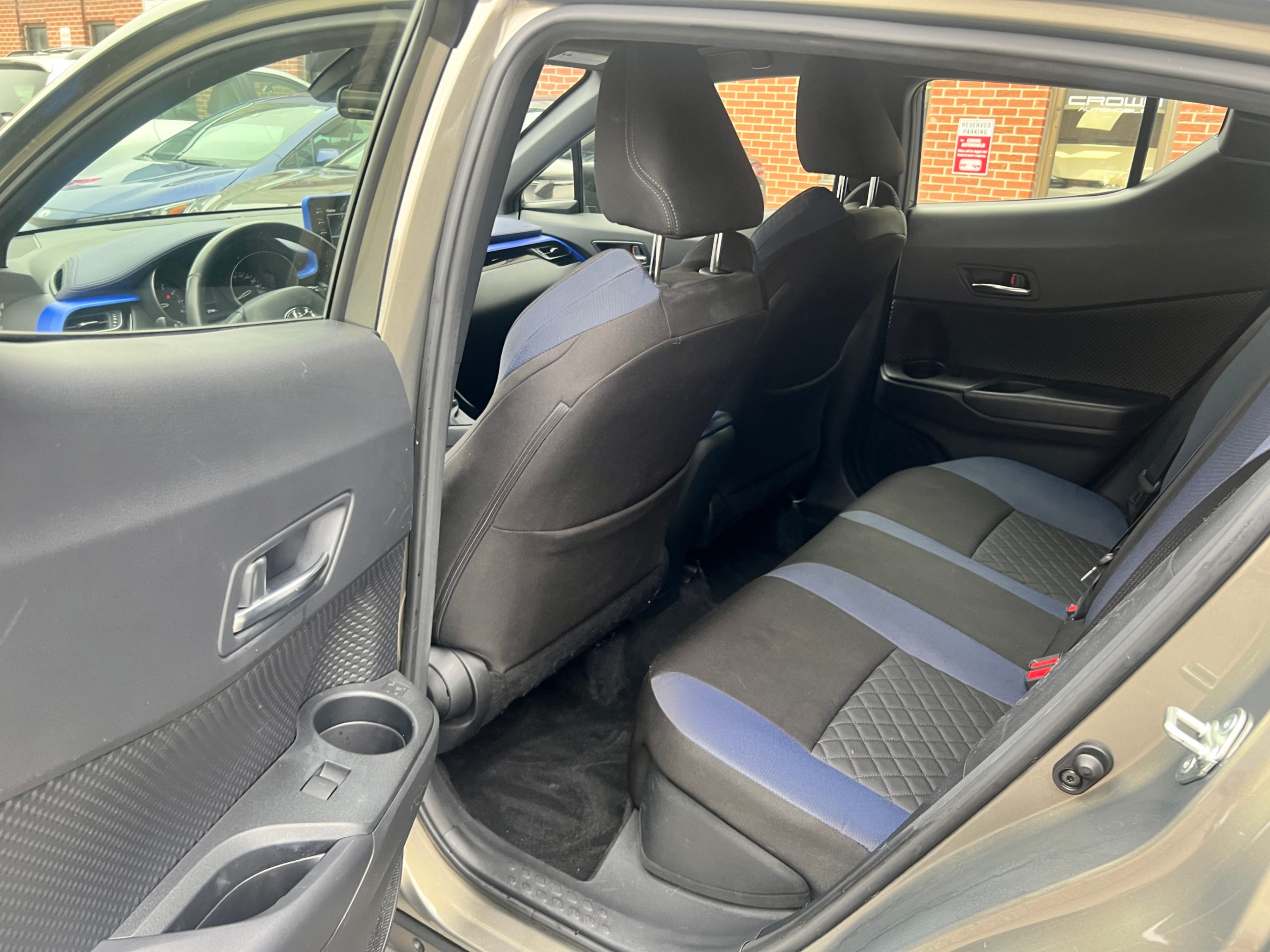 /crownautomobile/2021-Toyota-C-HR-7149285587758134.jpg
