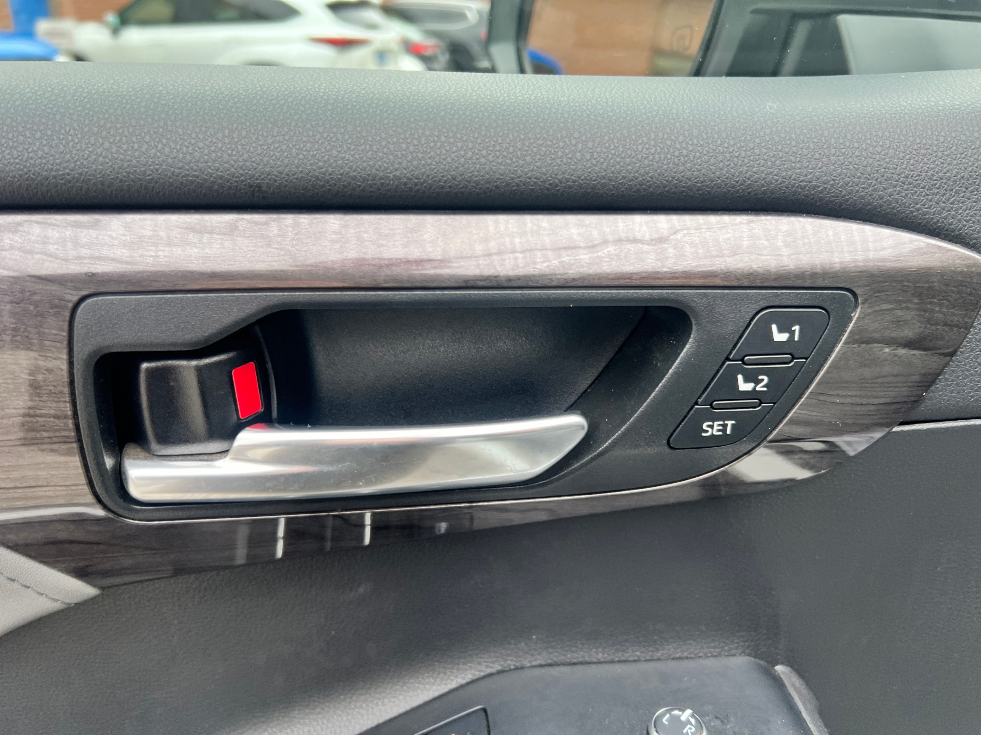 /crownautomobile/2021-Toyota-Highlander-14144167311443256.jpg