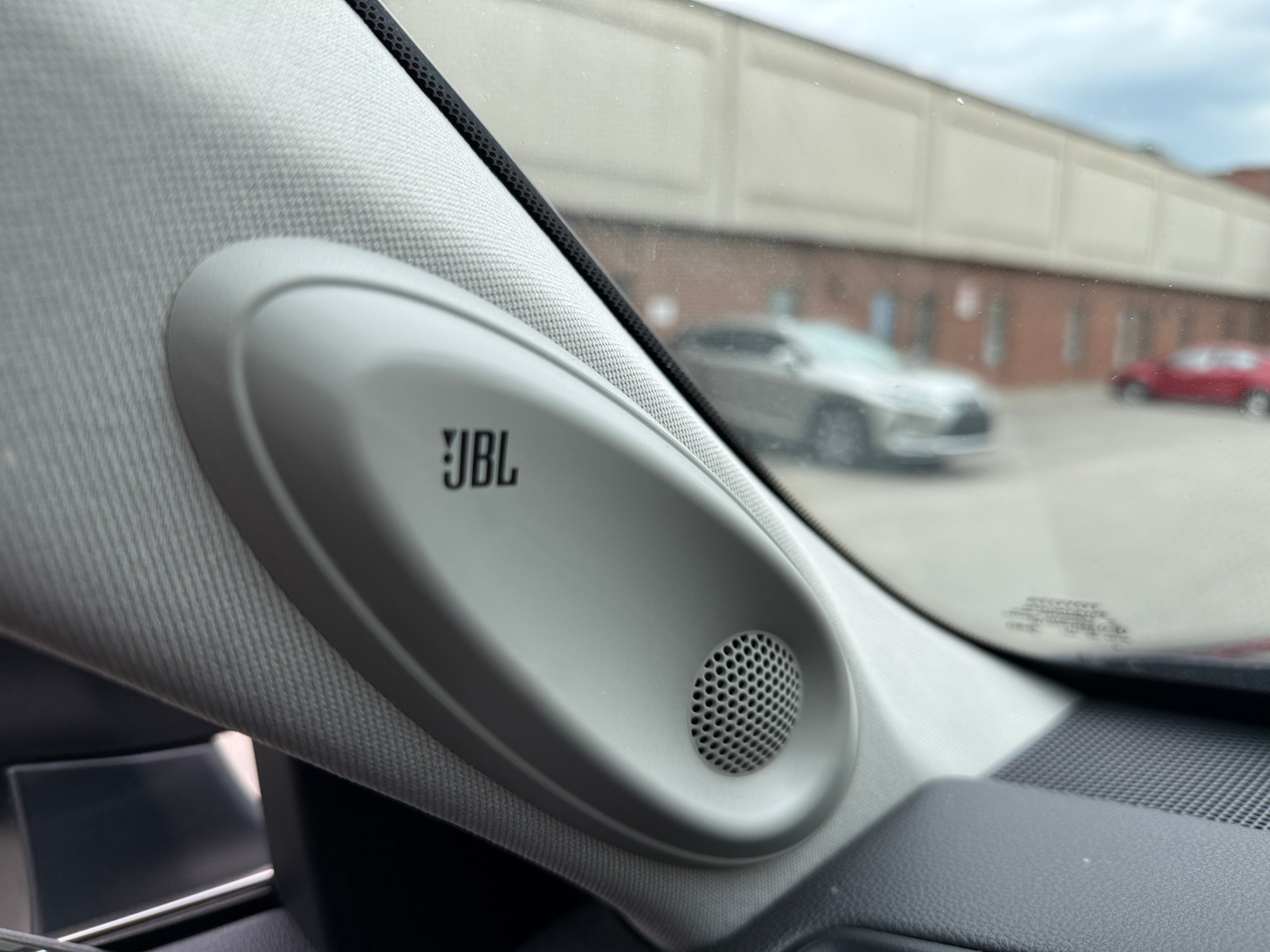 /crownautomobile/2021-Toyota-Highlander-41363260865304574.jpg