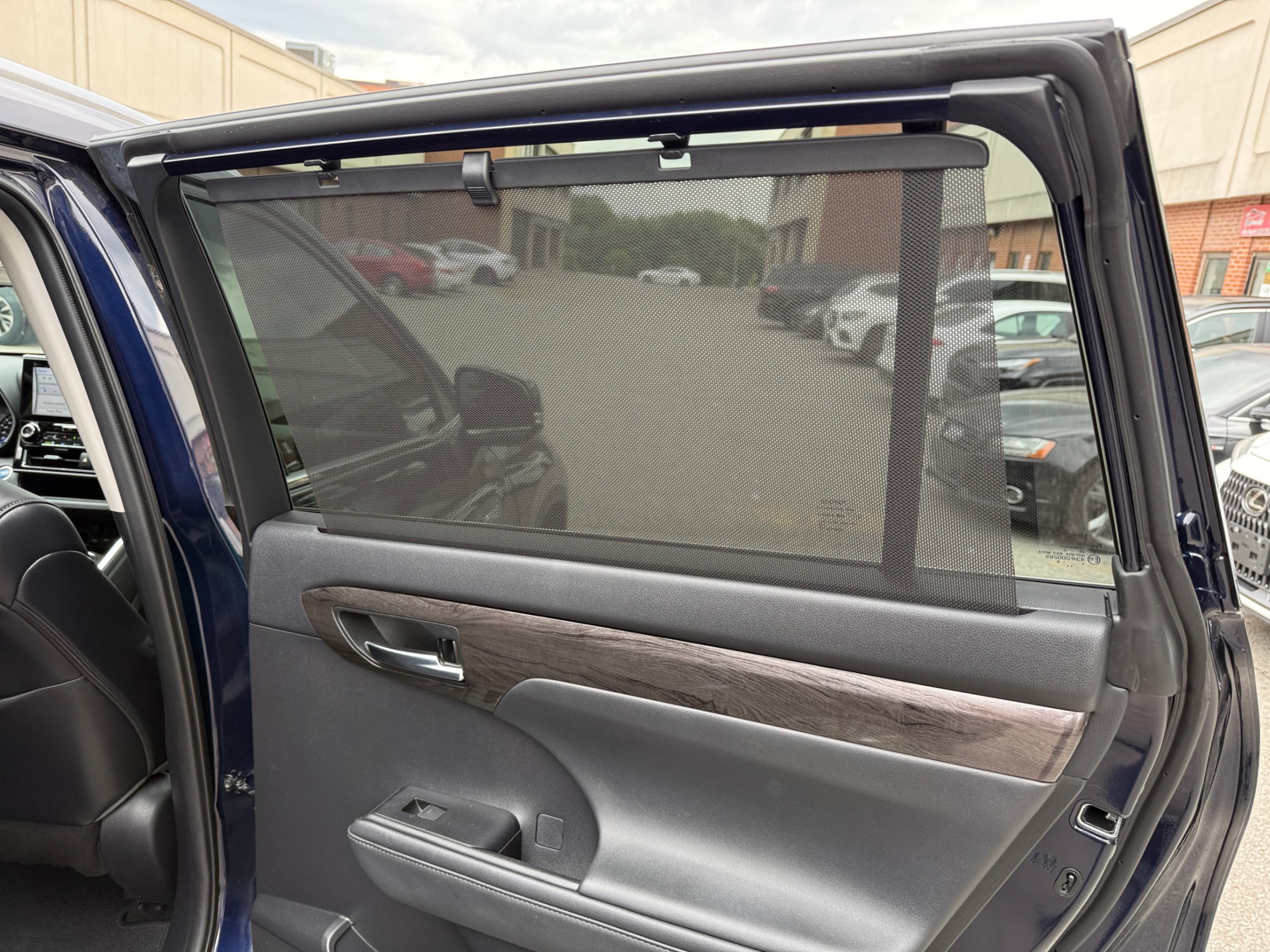 /crownautomobile/2021-Toyota-Highlander-4527644859596138.jpg