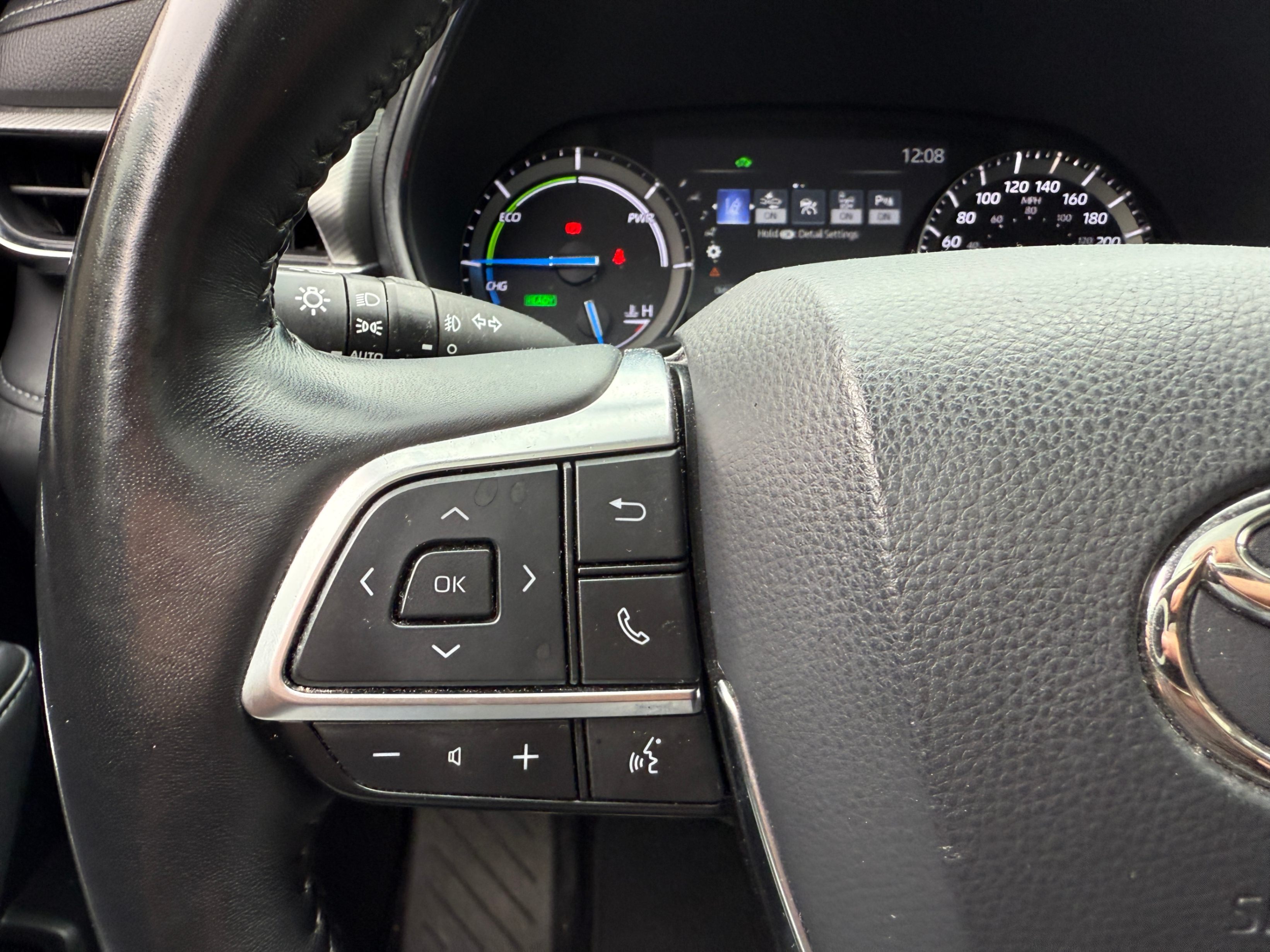 /crownautomobile/2021-Toyota-Highlander-7941984987349784.jpg