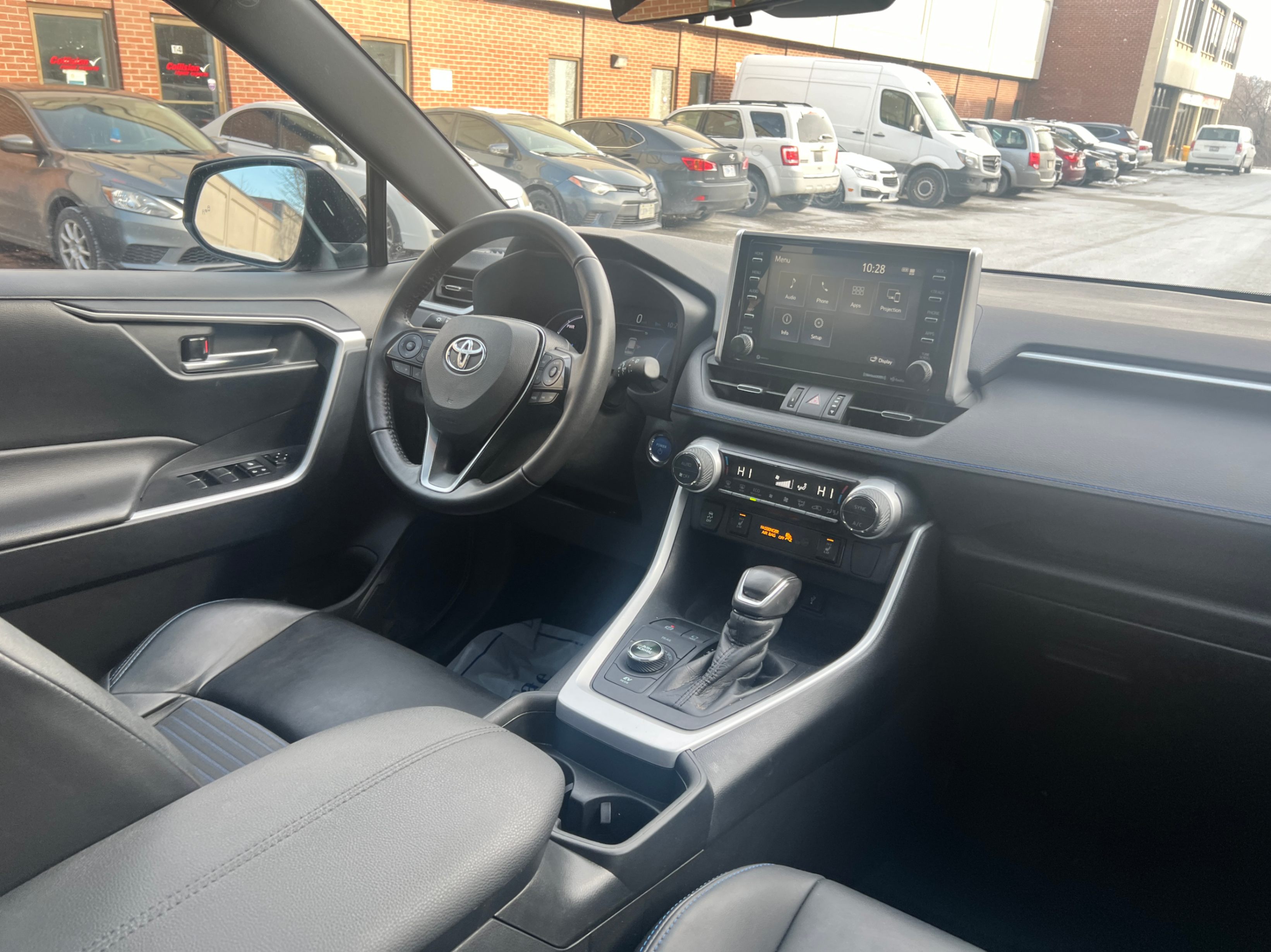 /crownautomobile/2021-Toyota-RAV4-024548917261702385.jpg