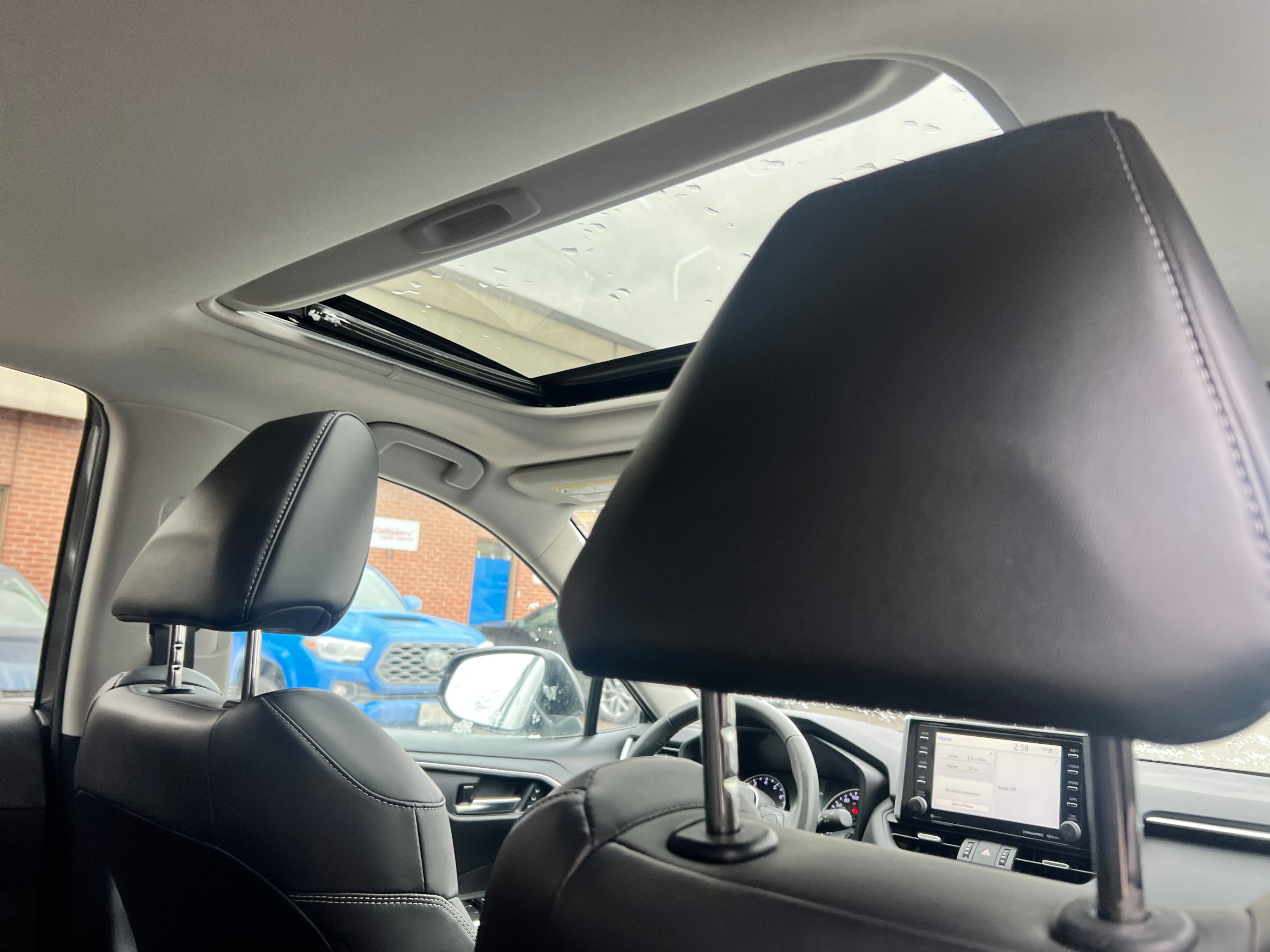/crownautomobile/2021-Toyota-RAV4-025831346300208002.jpg