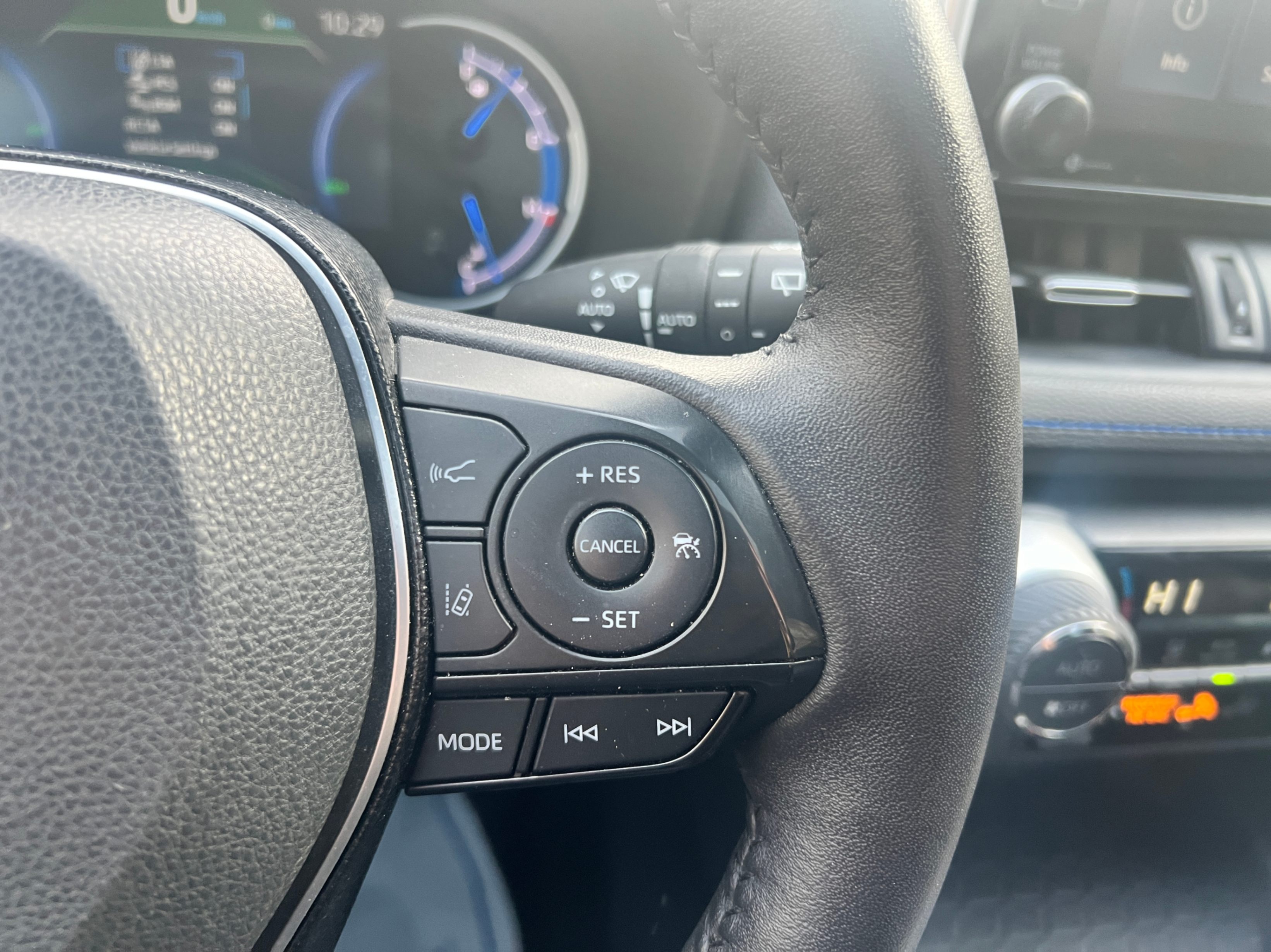/crownautomobile/2021-Toyota-RAV4-22014292723354267.jpg