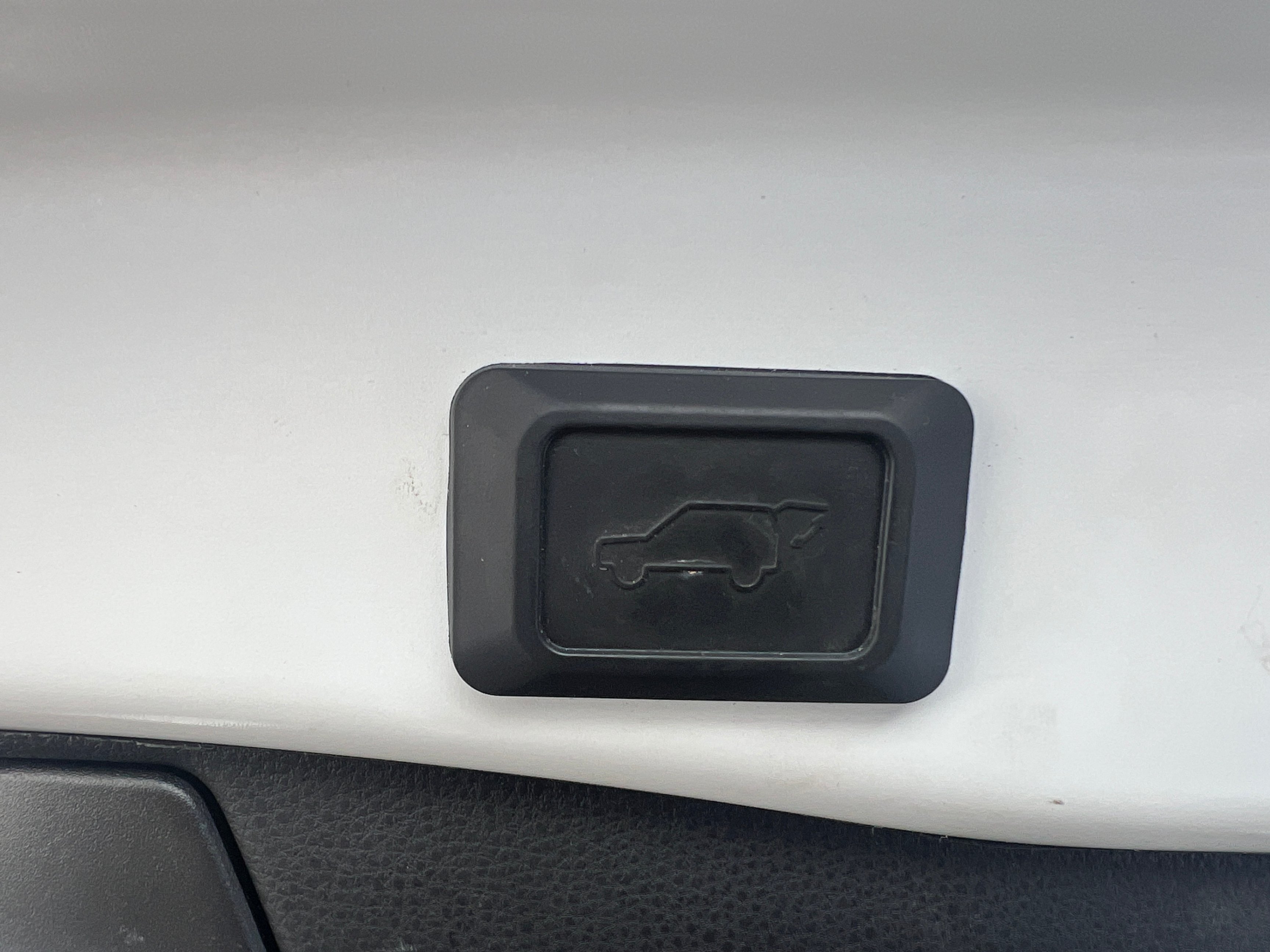 /crownautomobile/2021-Toyota-RAV4-24296870397099468.jpg