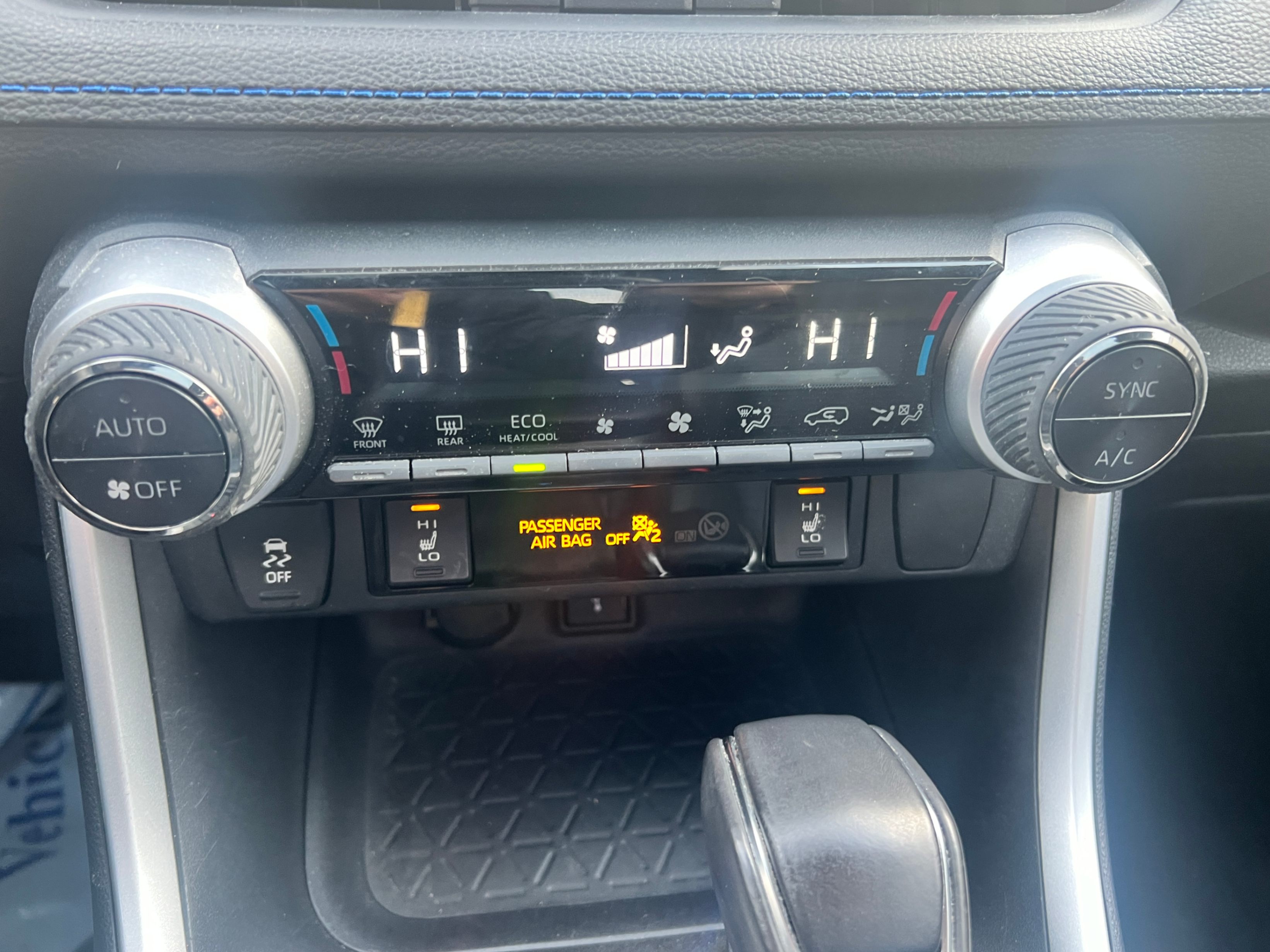 /crownautomobile/2021-Toyota-RAV4-26379258048994525.jpg