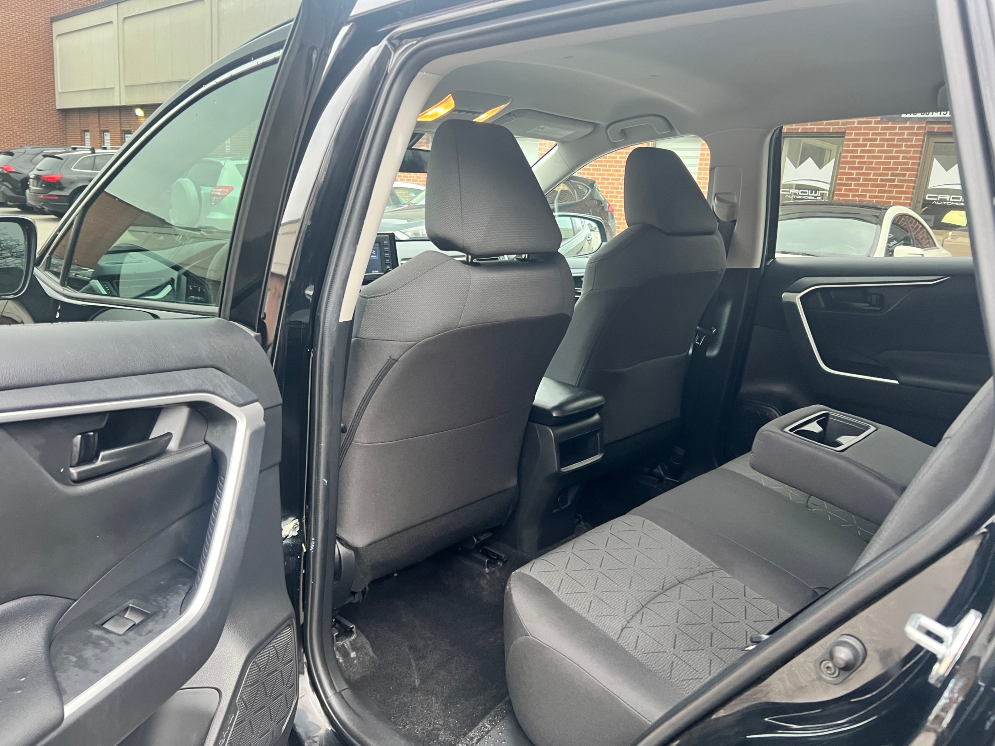 /crownautomobile/2021-Toyota-RAV4-35335975217669.jpg