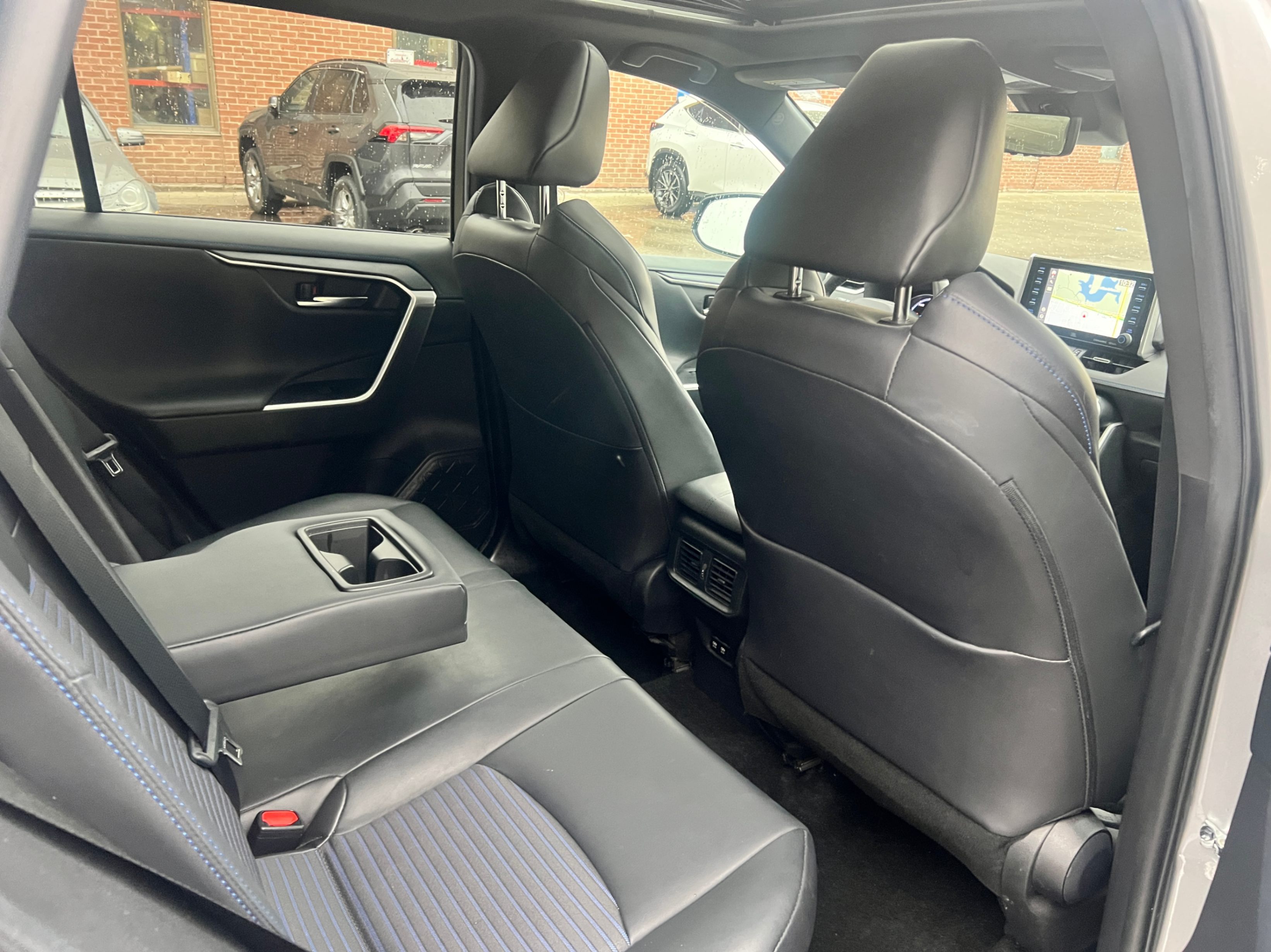 /crownautomobile/2021-Toyota-RAV4-37148655121919405.jpg