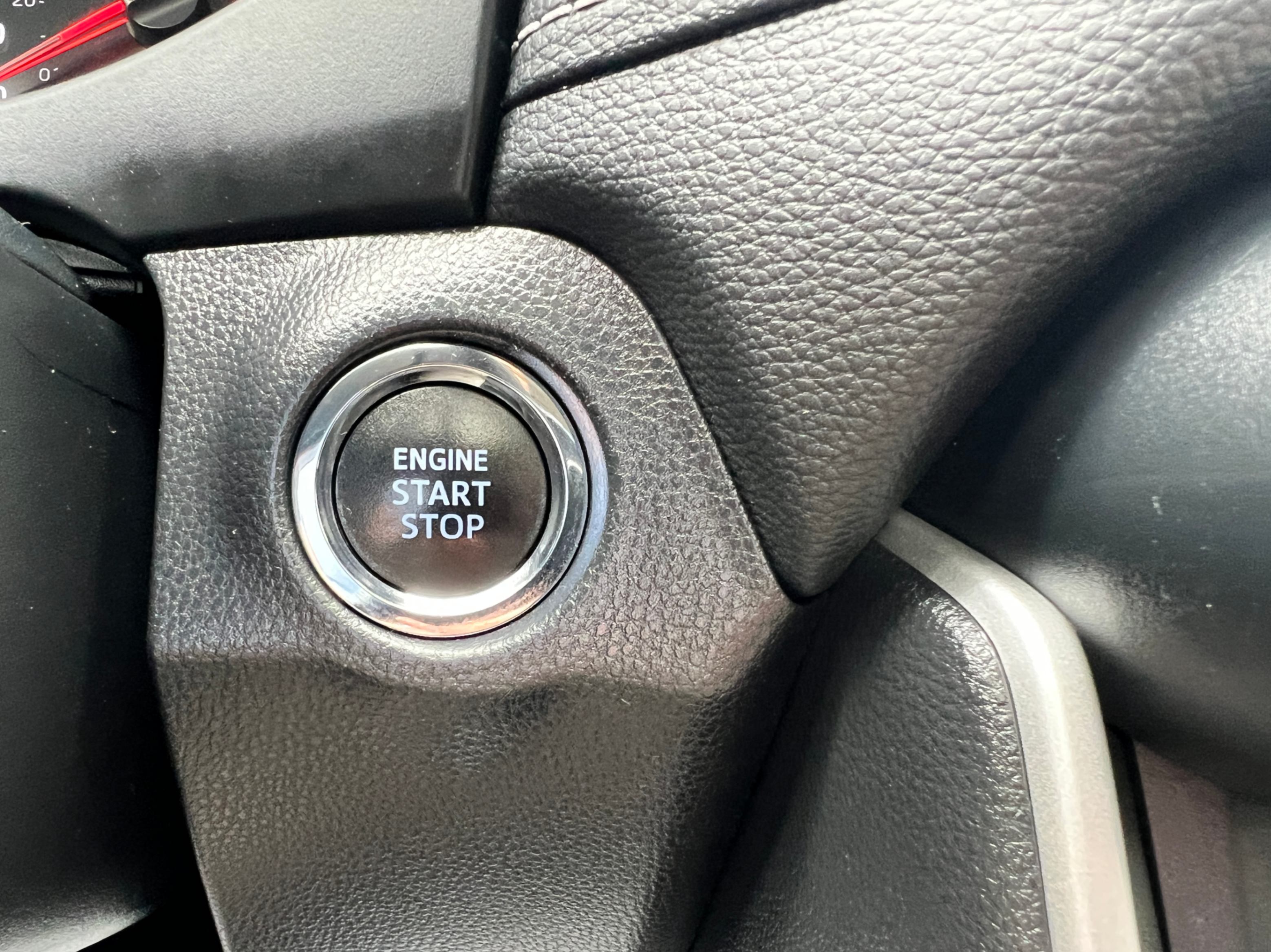 /crownautomobile/2021-Toyota-RAV4-3751825428336202.jpg