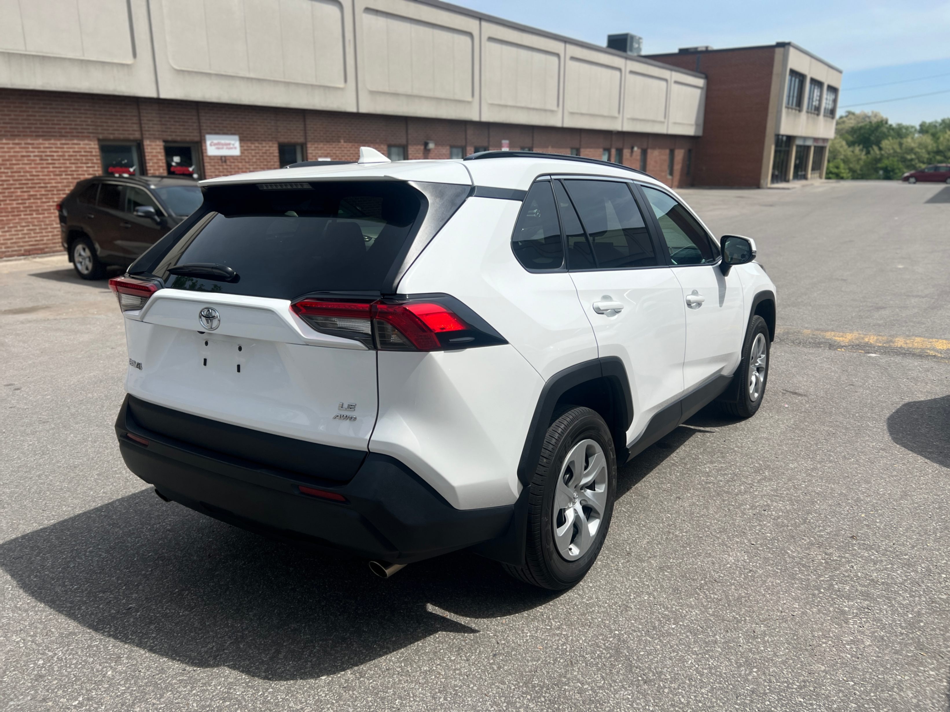 /crownautomobile/2021-Toyota-RAV4-3946128472939916.jpg