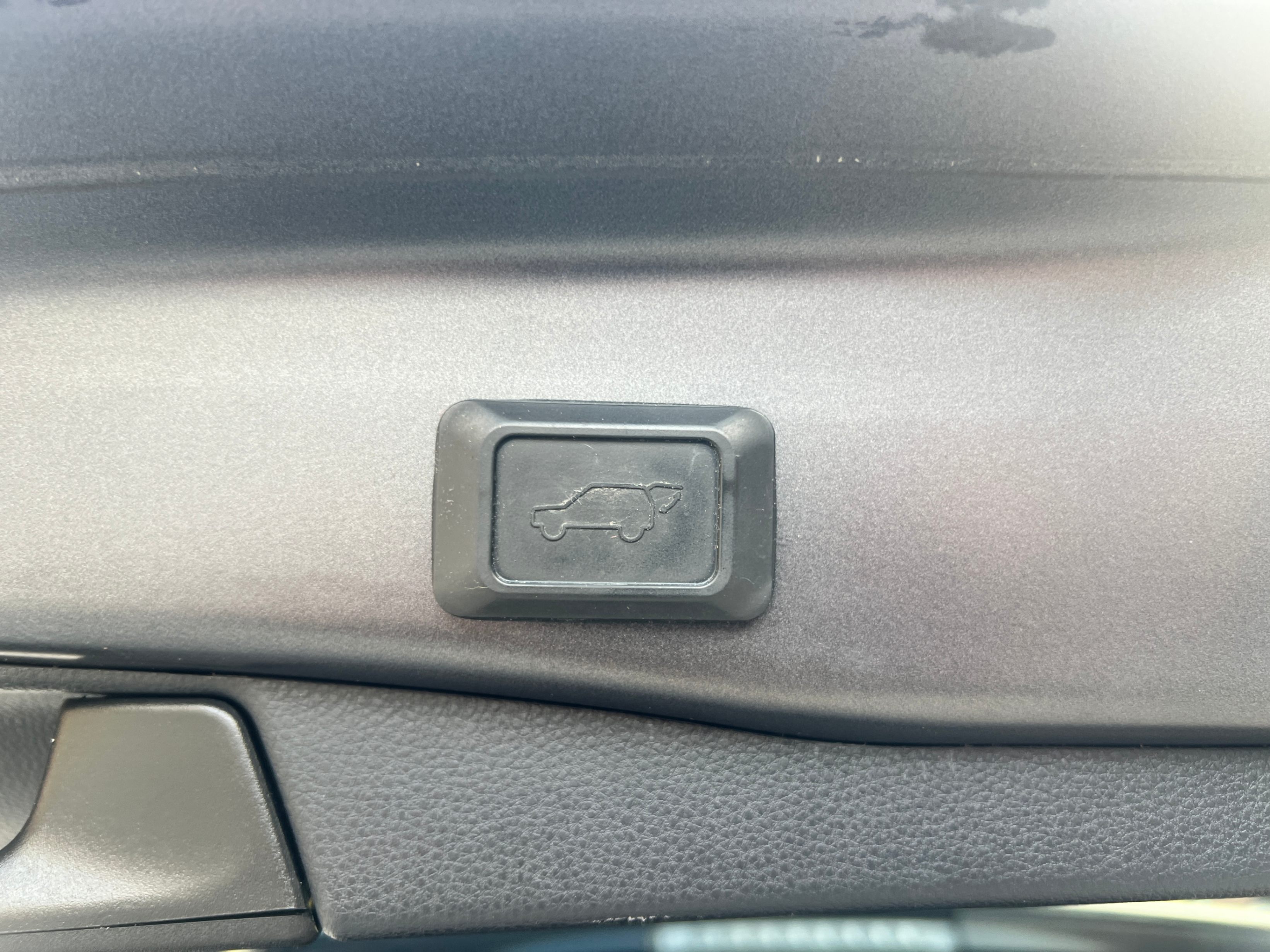 /crownautomobile/2021-Toyota-RAV4-4664767462581769.jpg