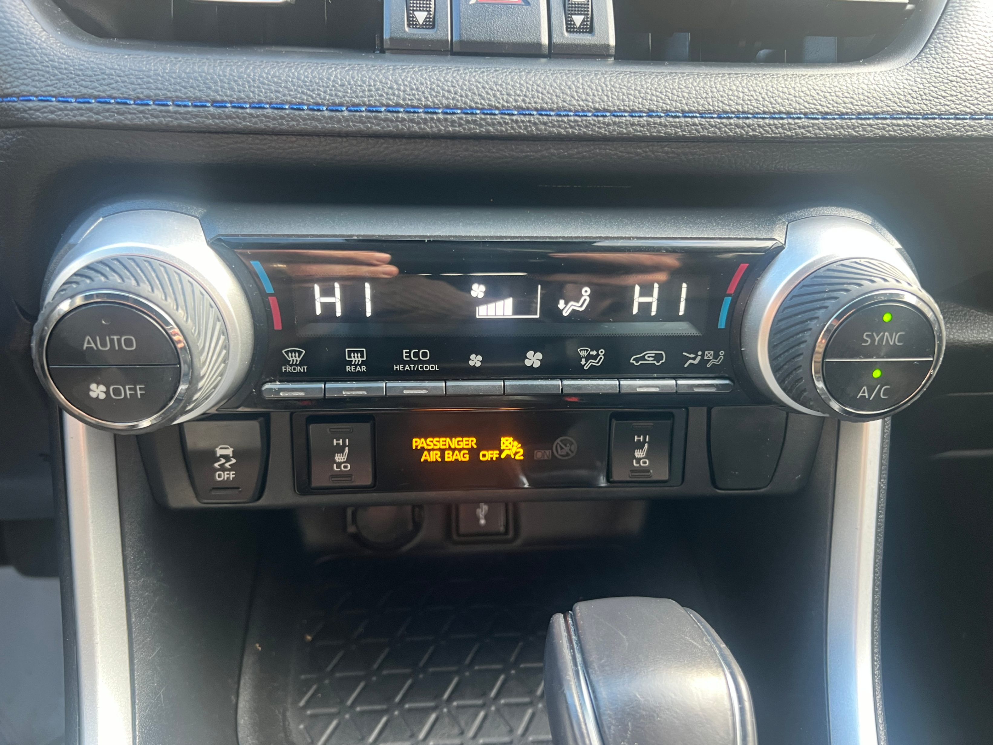 /crownautomobile/2021-Toyota-RAV4-4838031901483075.jpg