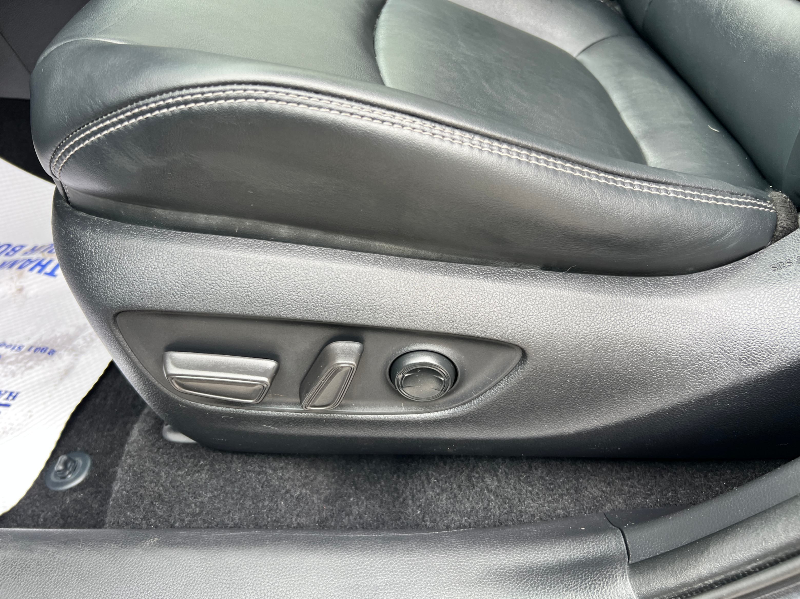/crownautomobile/2021-Toyota-RAV4-5064470047249683.jpg