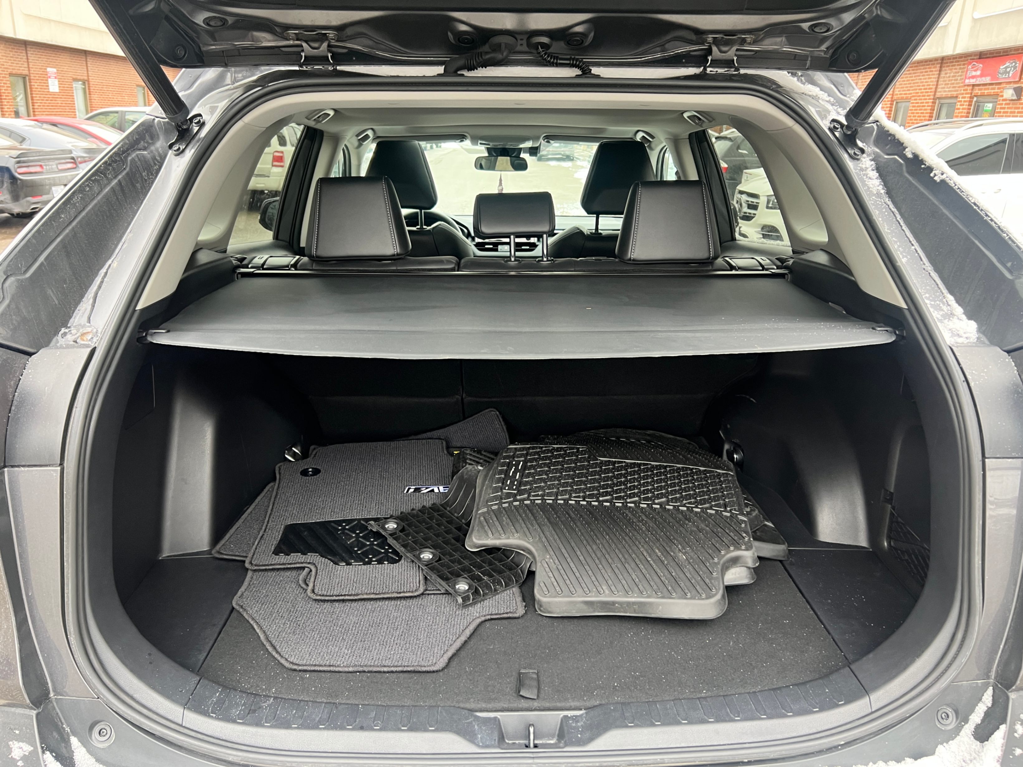/crownautomobile/2021-Toyota-RAV4-5708668769544272.jpg
