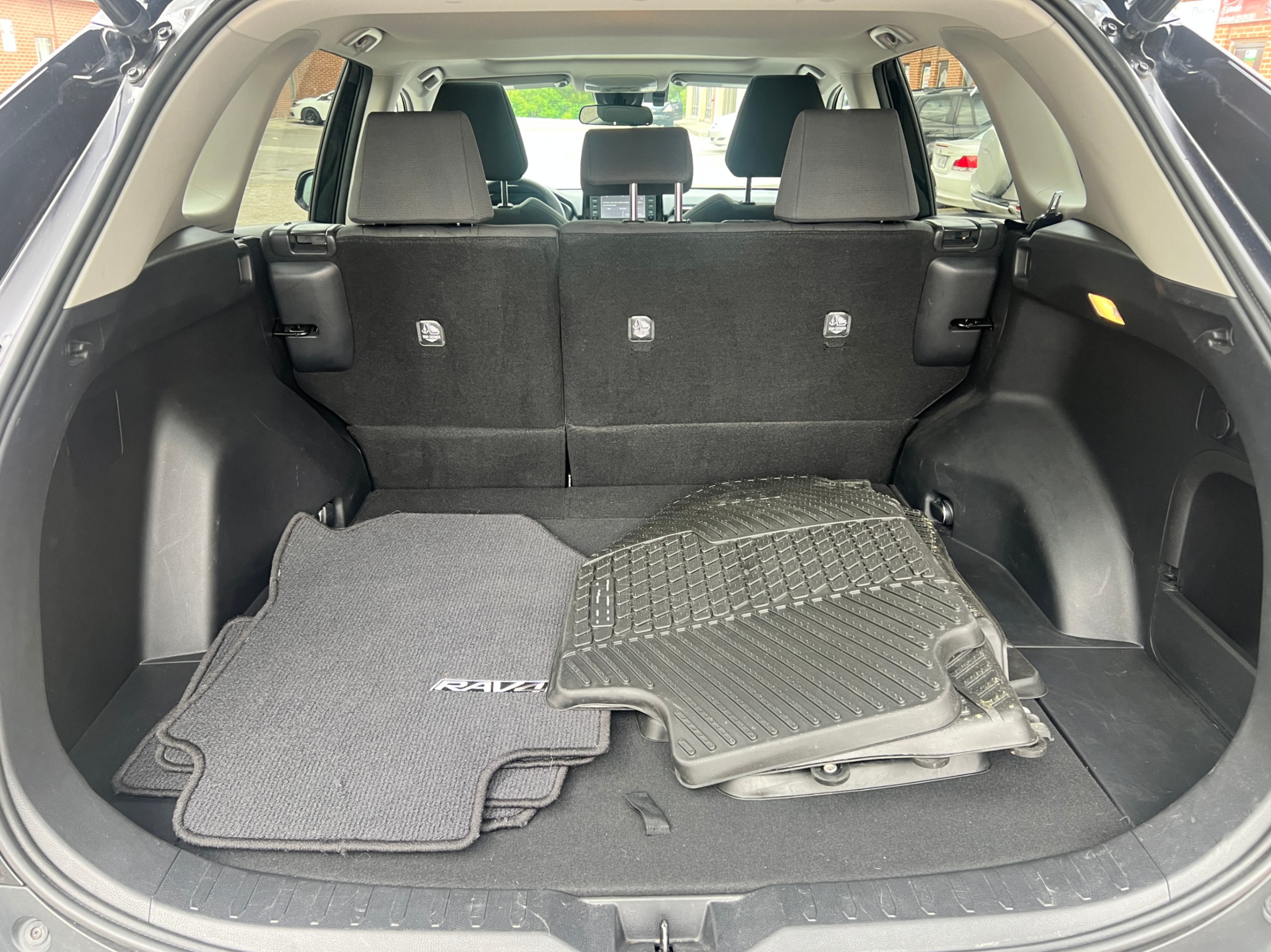 /crownautomobile/2021-Toyota-RAV4-5812548412779057.jpg