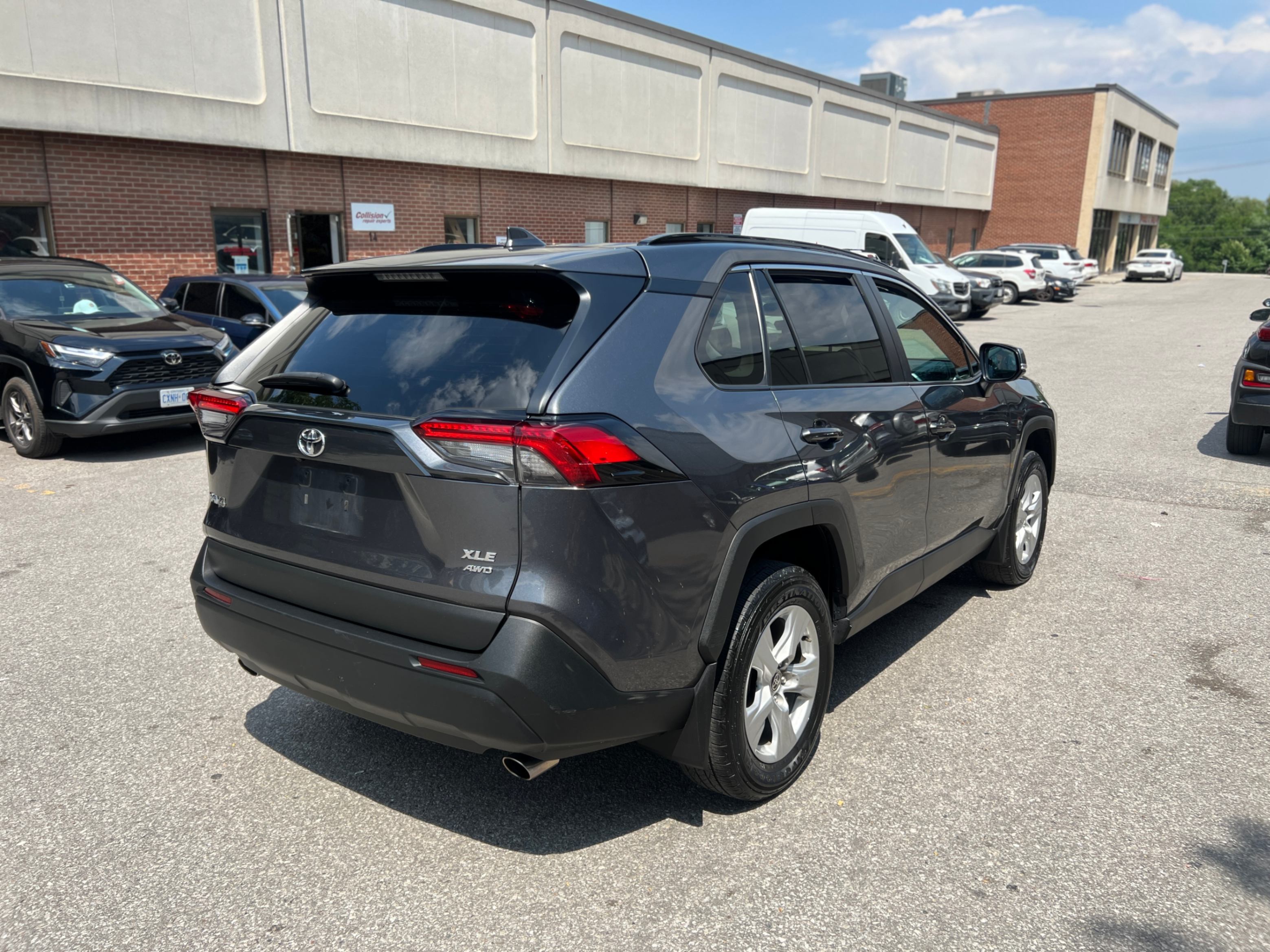 /crownautomobile/2021-Toyota-RAV4-6008347364237807.jpg