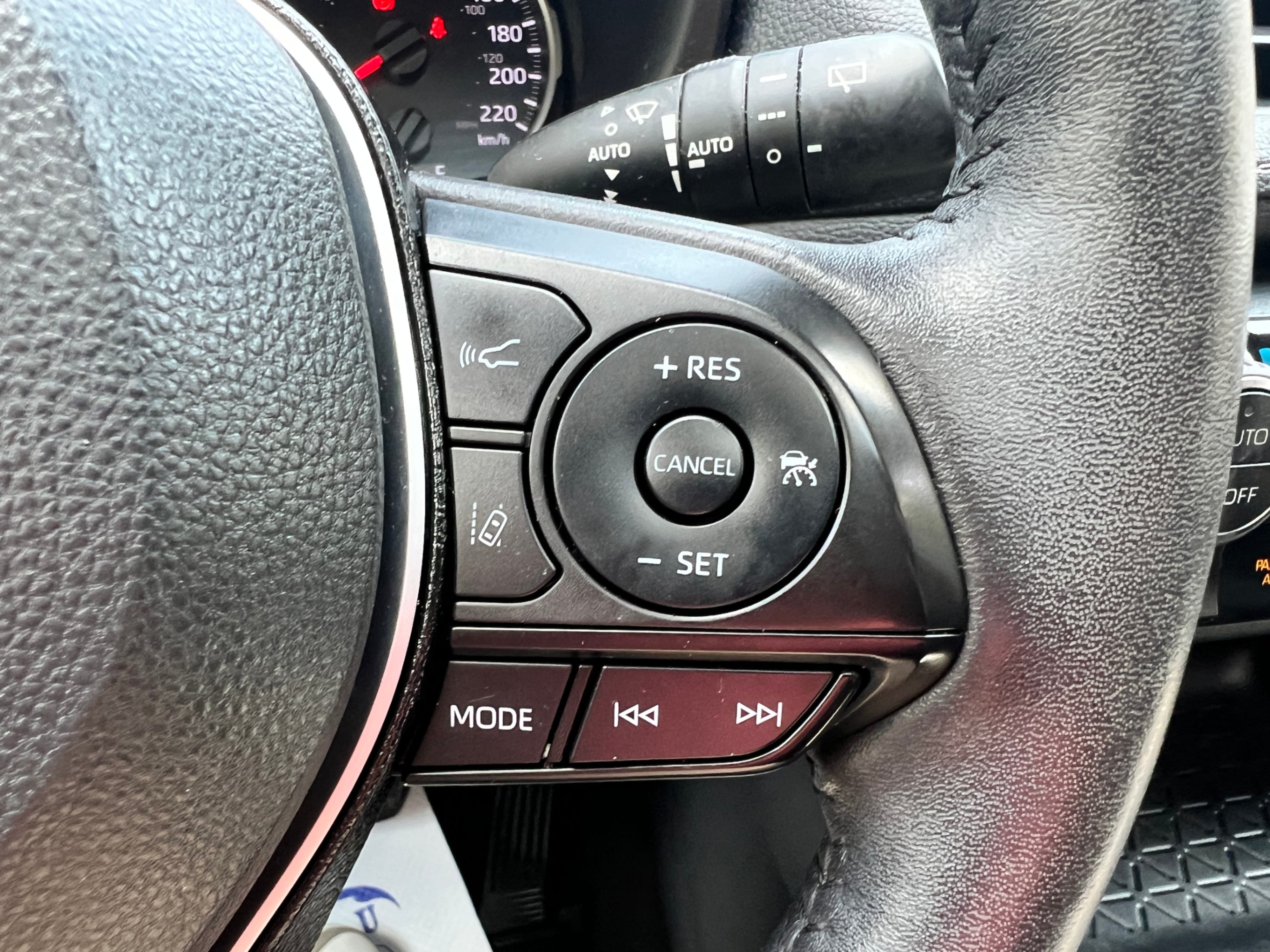 /crownautomobile/2021-Toyota-RAV4-6679928453858288.jpg