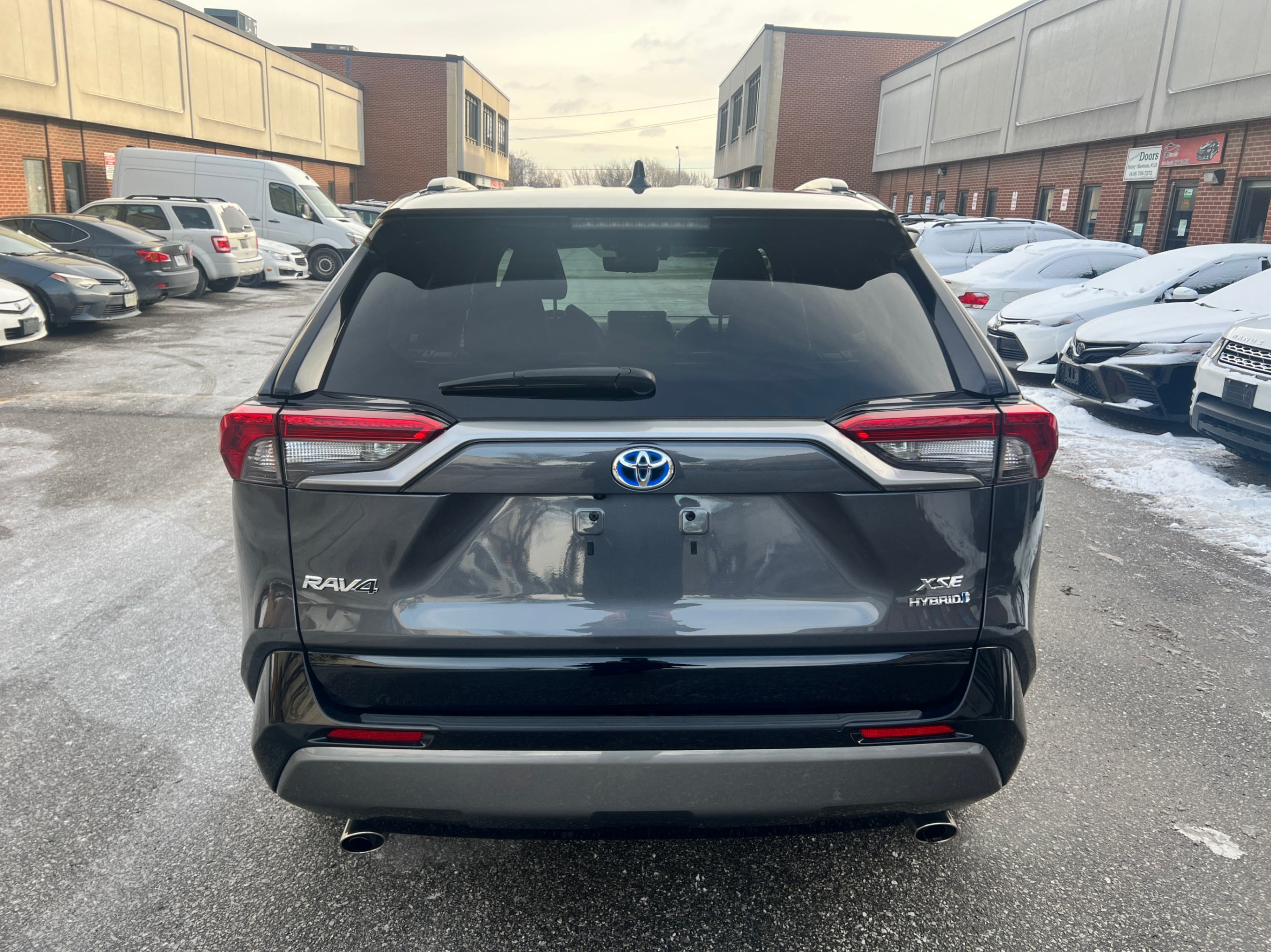 /crownautomobile/2021-Toyota-RAV4-7352676506422129.jpg