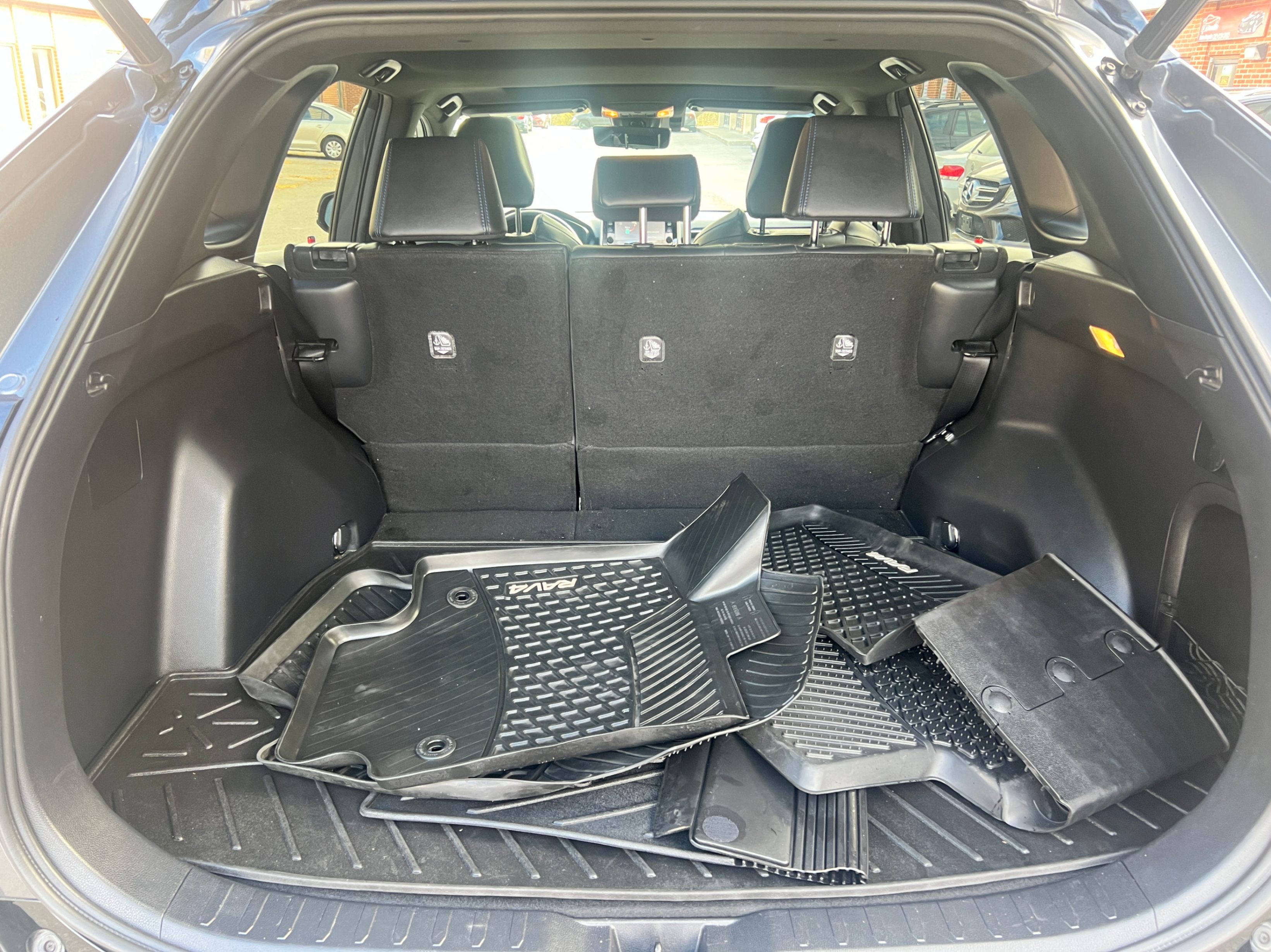 /crownautomobile/2021-Toyota-RAV4-9699123452288214.jpg