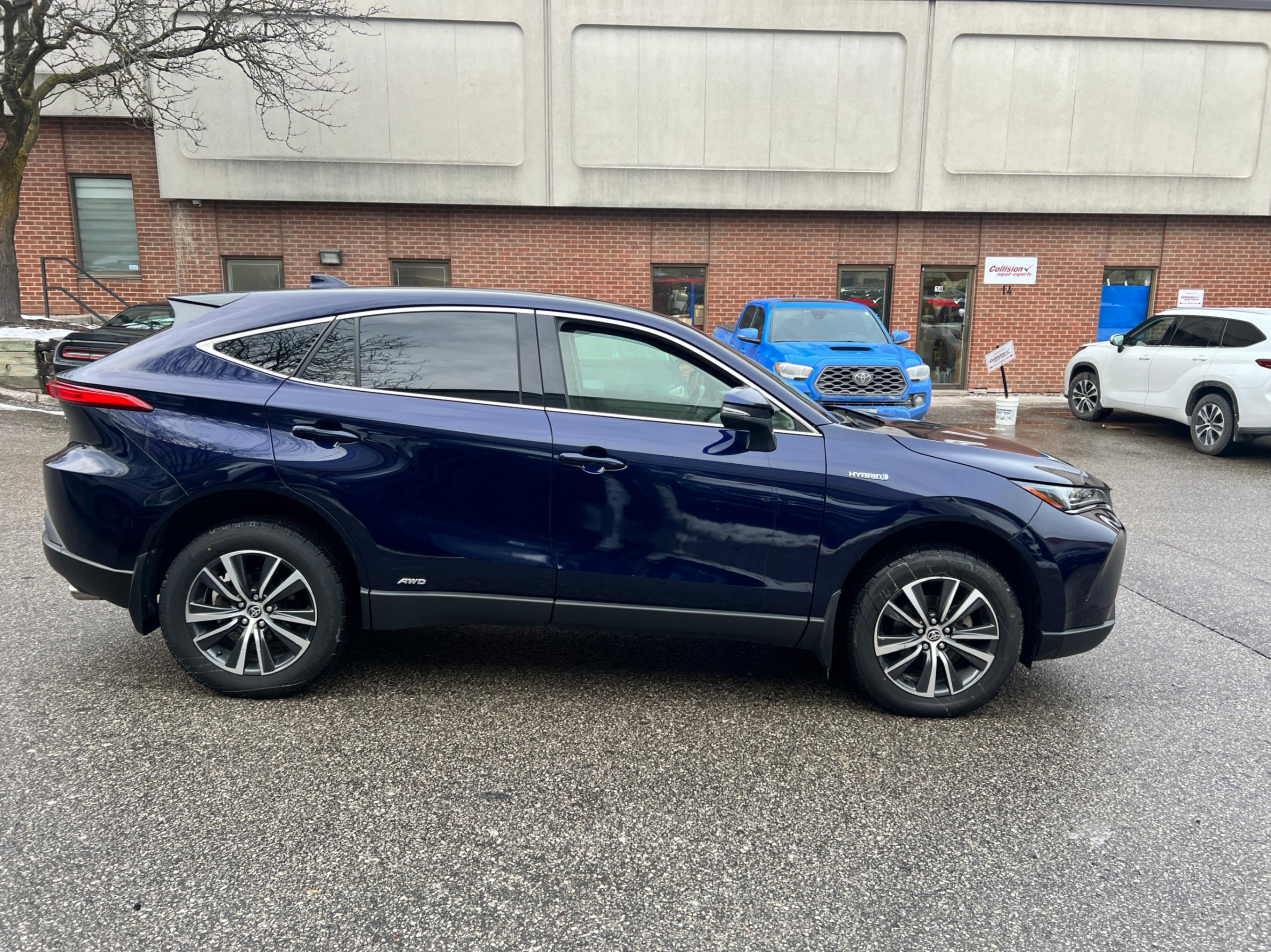 /crownautomobile/2021-Toyota-Venza-15404460311578227.jpg