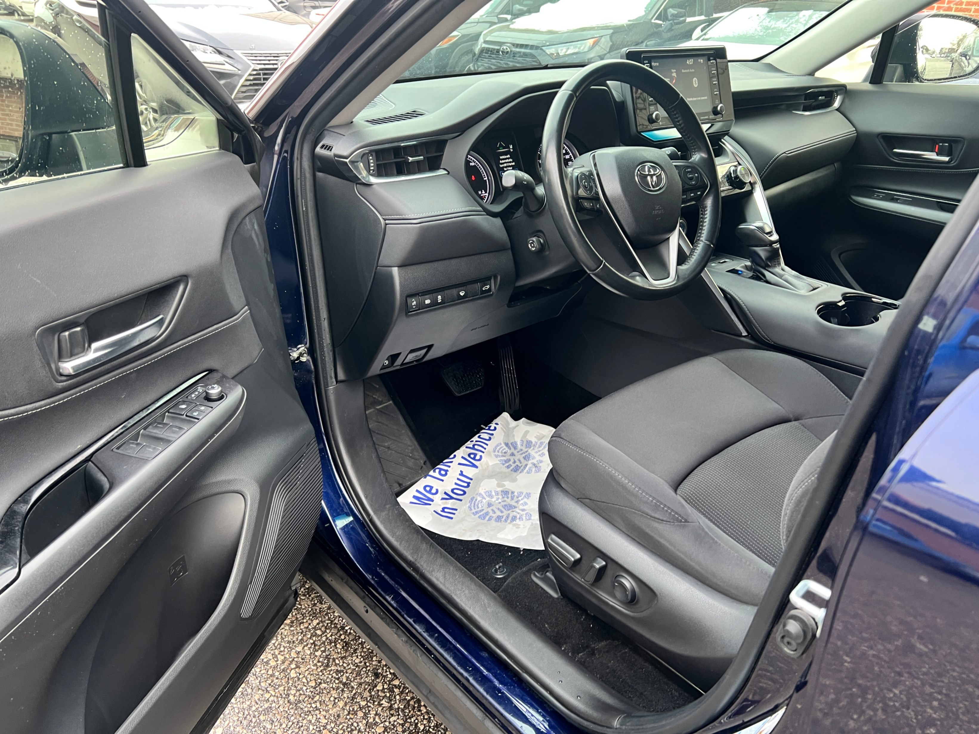 /crownautomobile/2021-Toyota-Venza-42293464258684743.jpg
