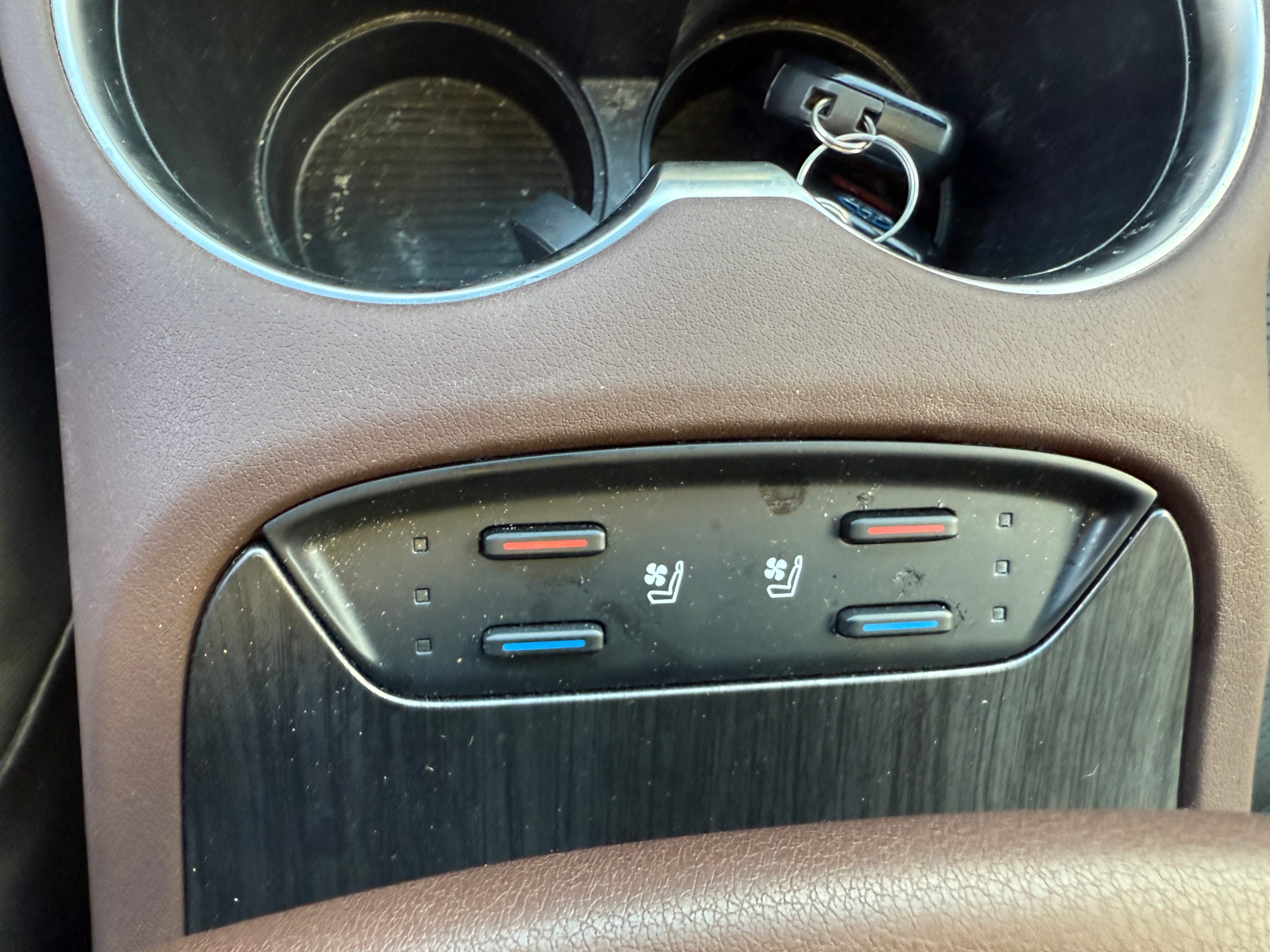 /crownautomobile/2021-Toyota-Venza-49324501862480163.jpg