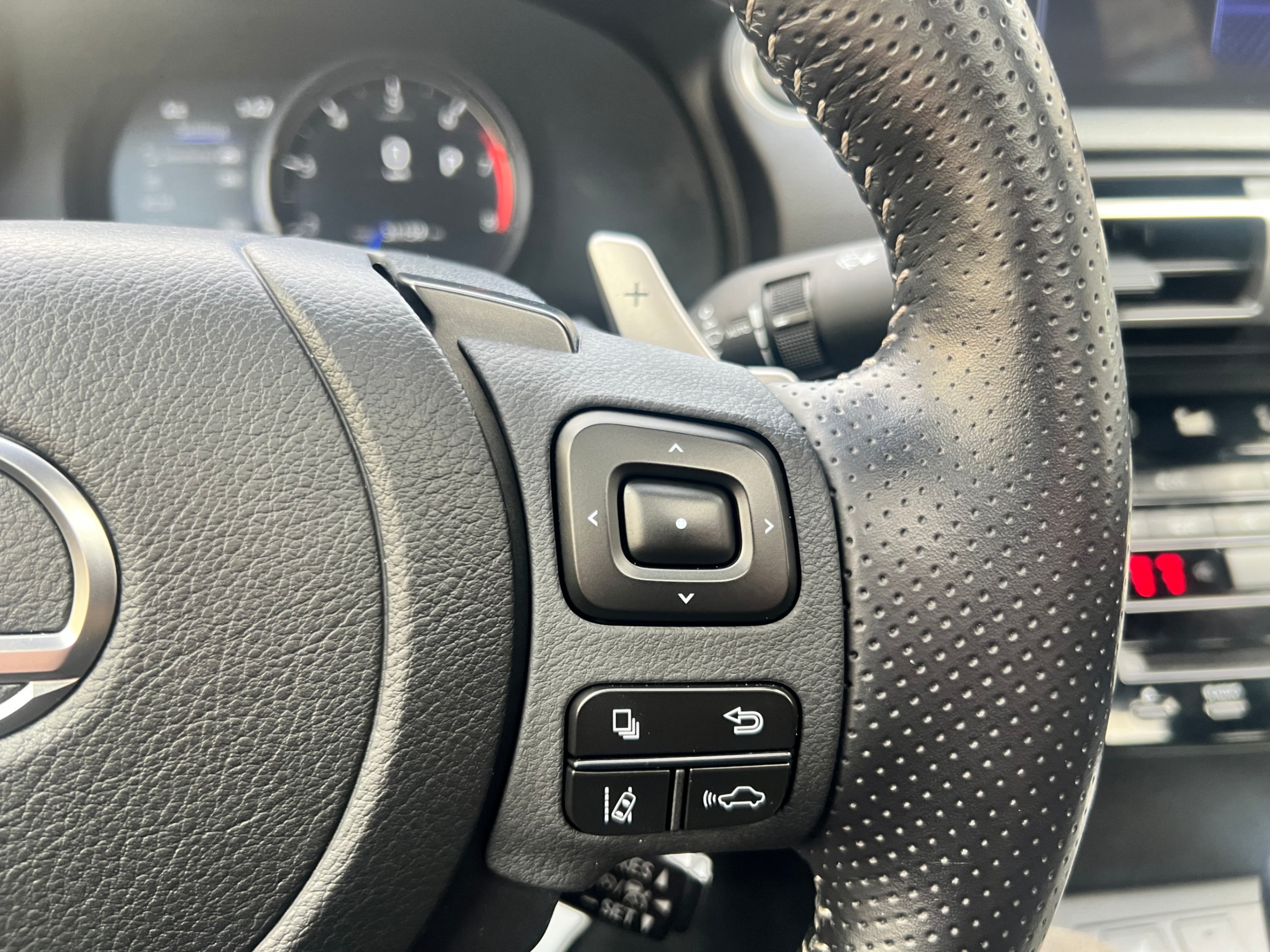 /crownautomobile/2022-Lexus-IS-36147718758621683.jpg