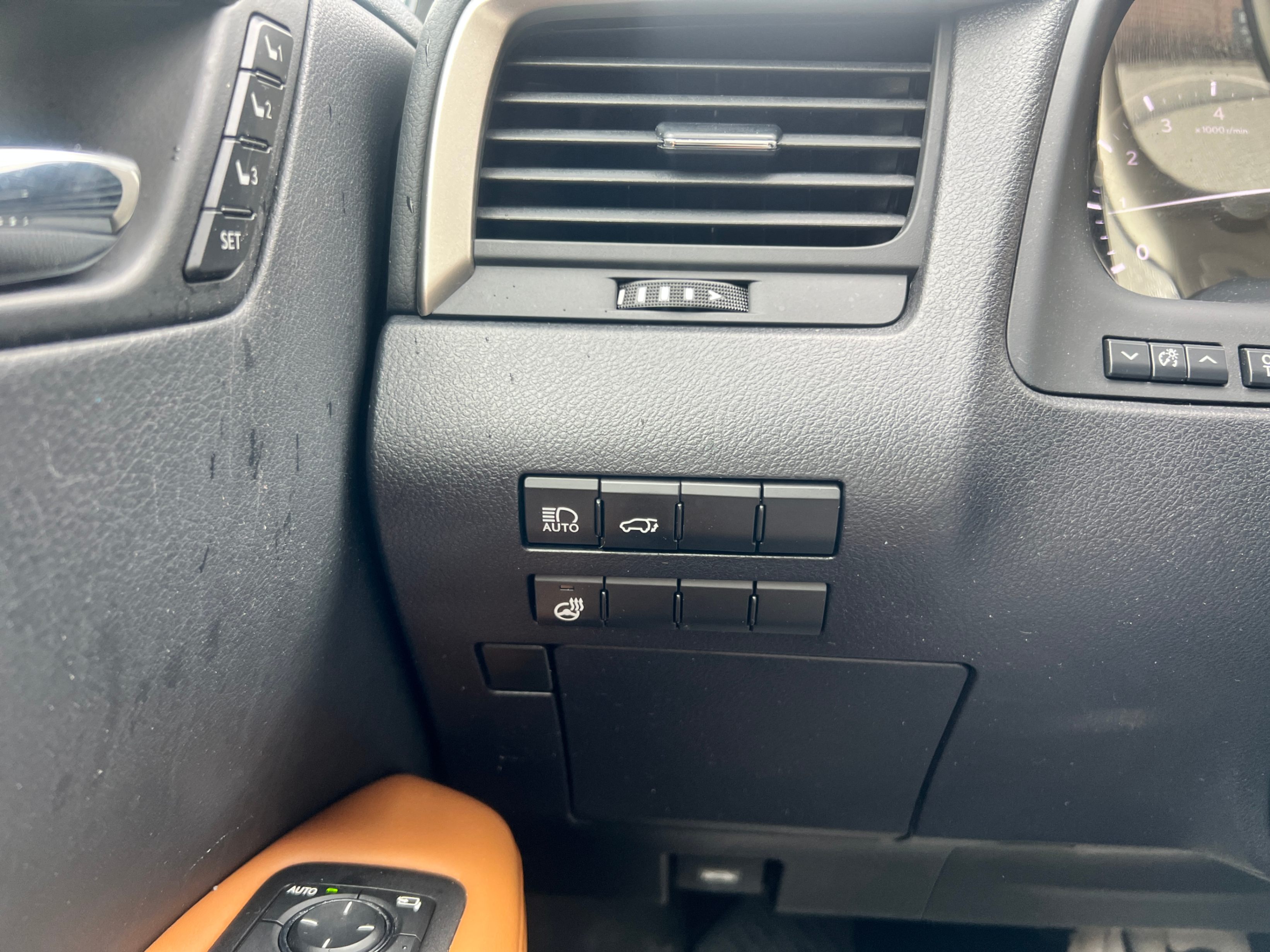/crownautomobile/2022-Lexus-RX-13247990558777034.jpg