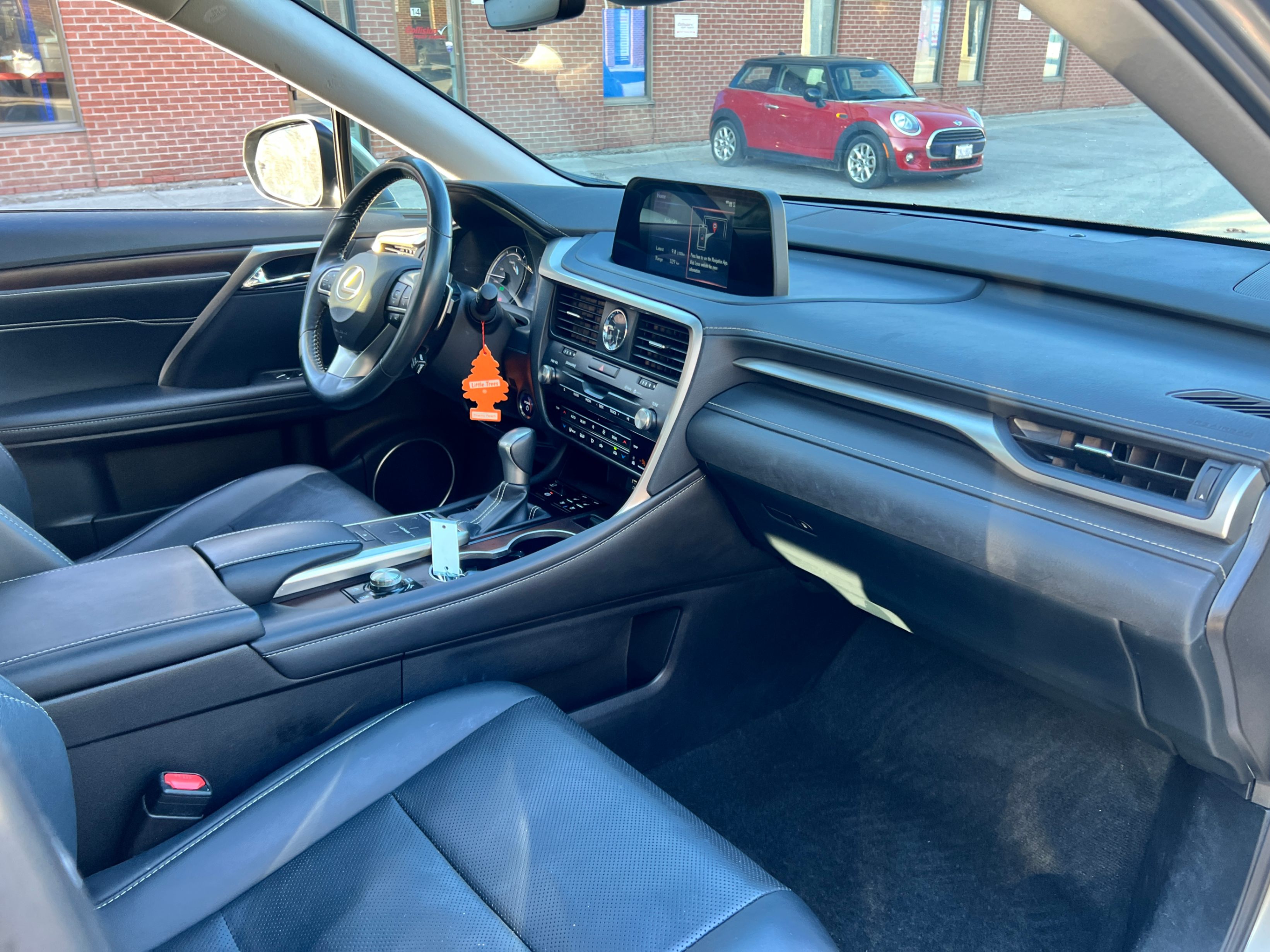 /crownautomobile/2022-Lexus-RX-2213105154813817.jpg
