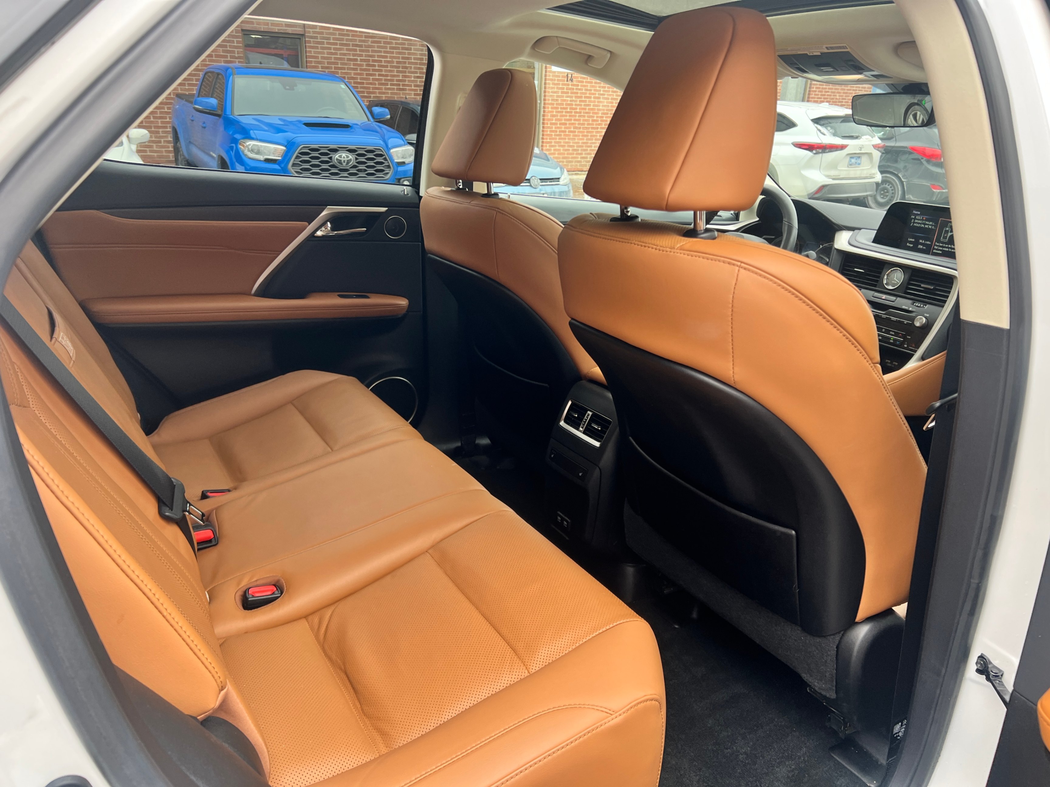 /crownautomobile/2022-Lexus-RX-31110240432485137.jpg