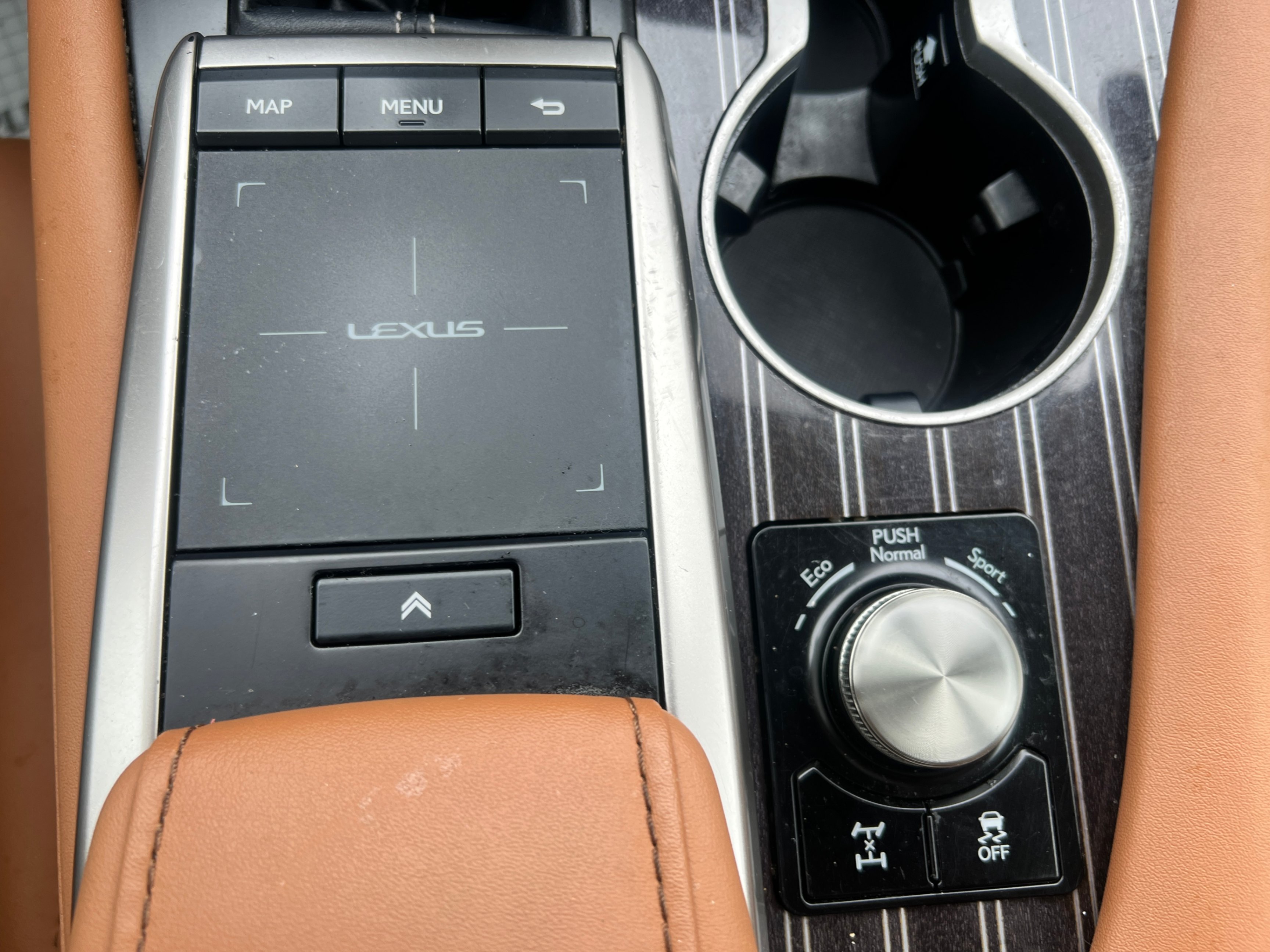 /crownautomobile/2022-Lexus-RX-31523897146712776.jpg
