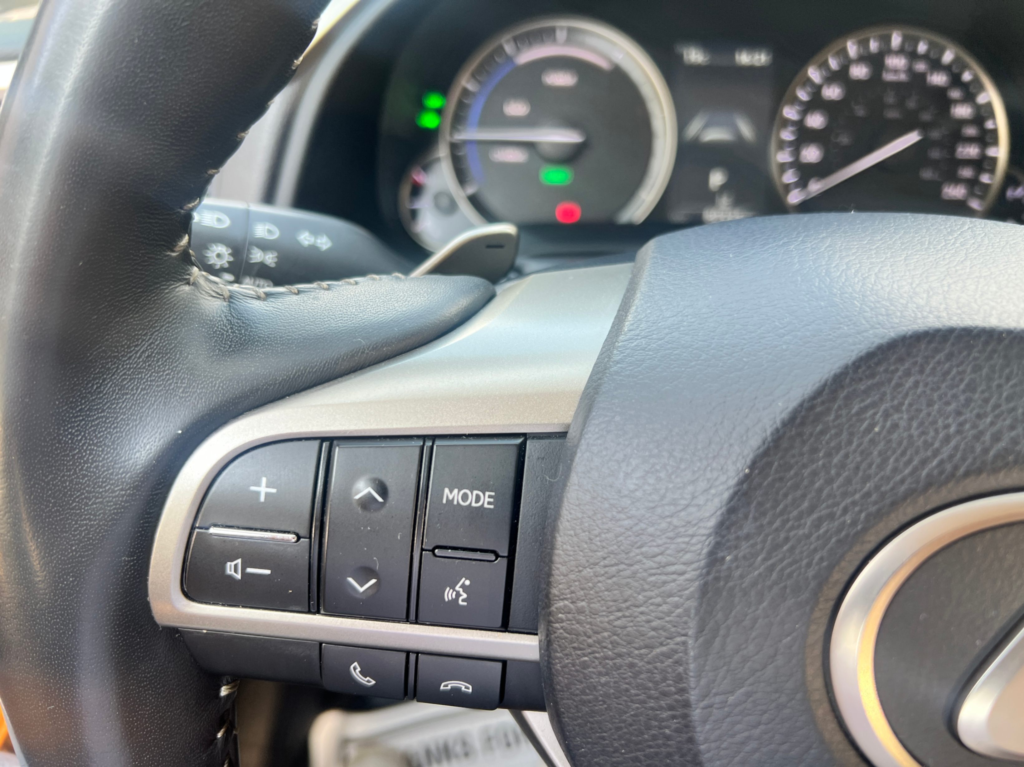 /crownautomobile/2022-Lexus-RX-4400327474245569.jpg