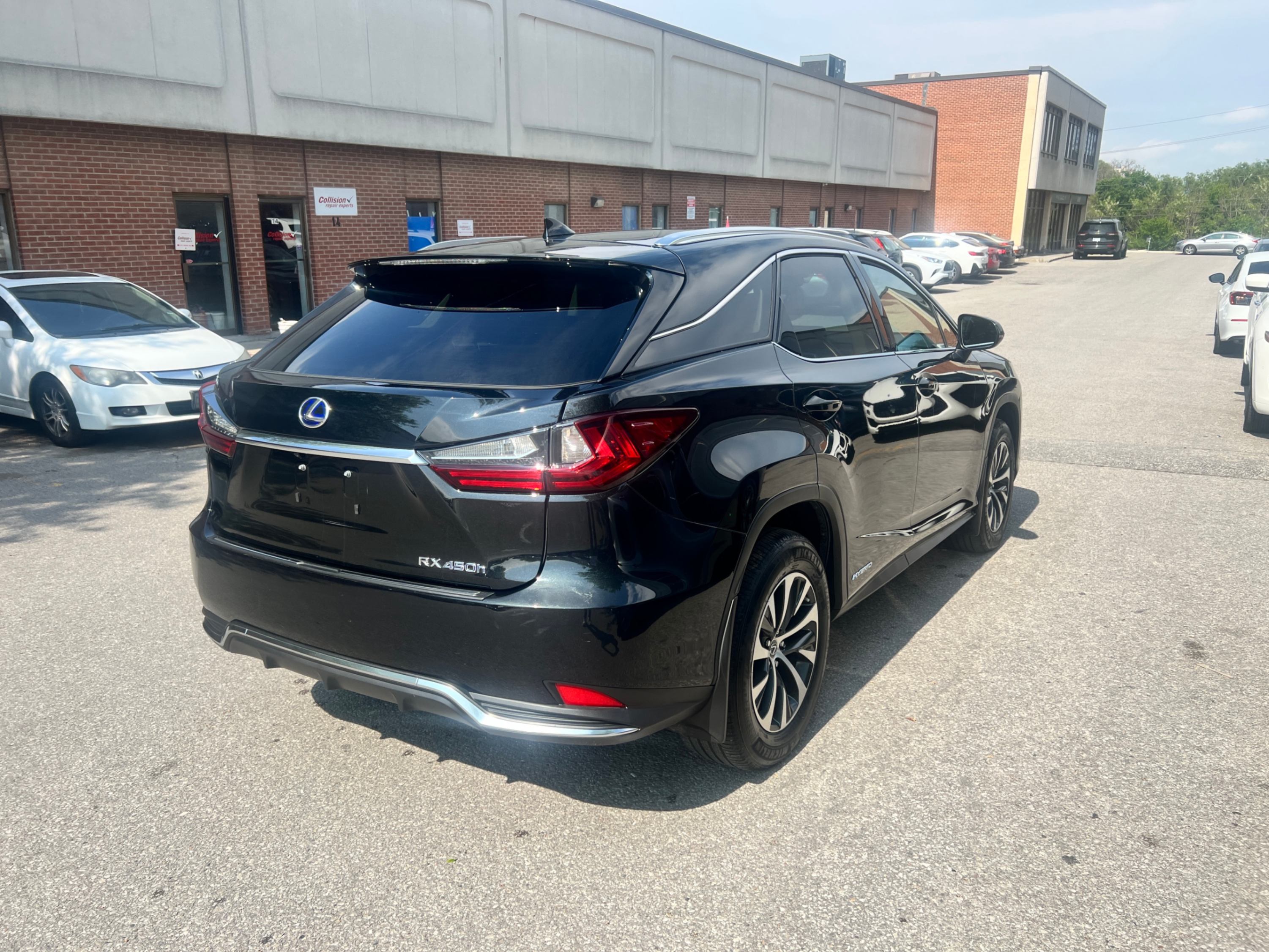 /crownautomobile/2022-Lexus-RX-5062852376398843.jpg