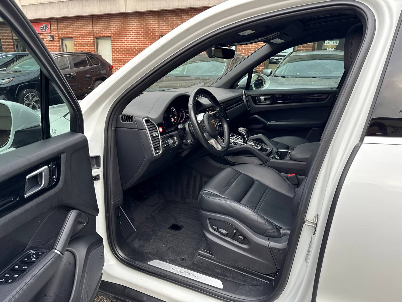 /crownautomobile/2022-Porsche-Cayenne-7101017106670249.jpg
