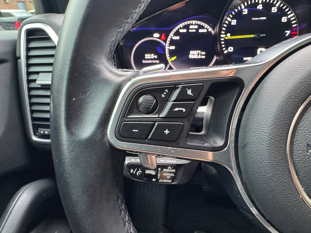 /crownautomobile/2022-Porsche-Cayenne-995274728991677.jpg