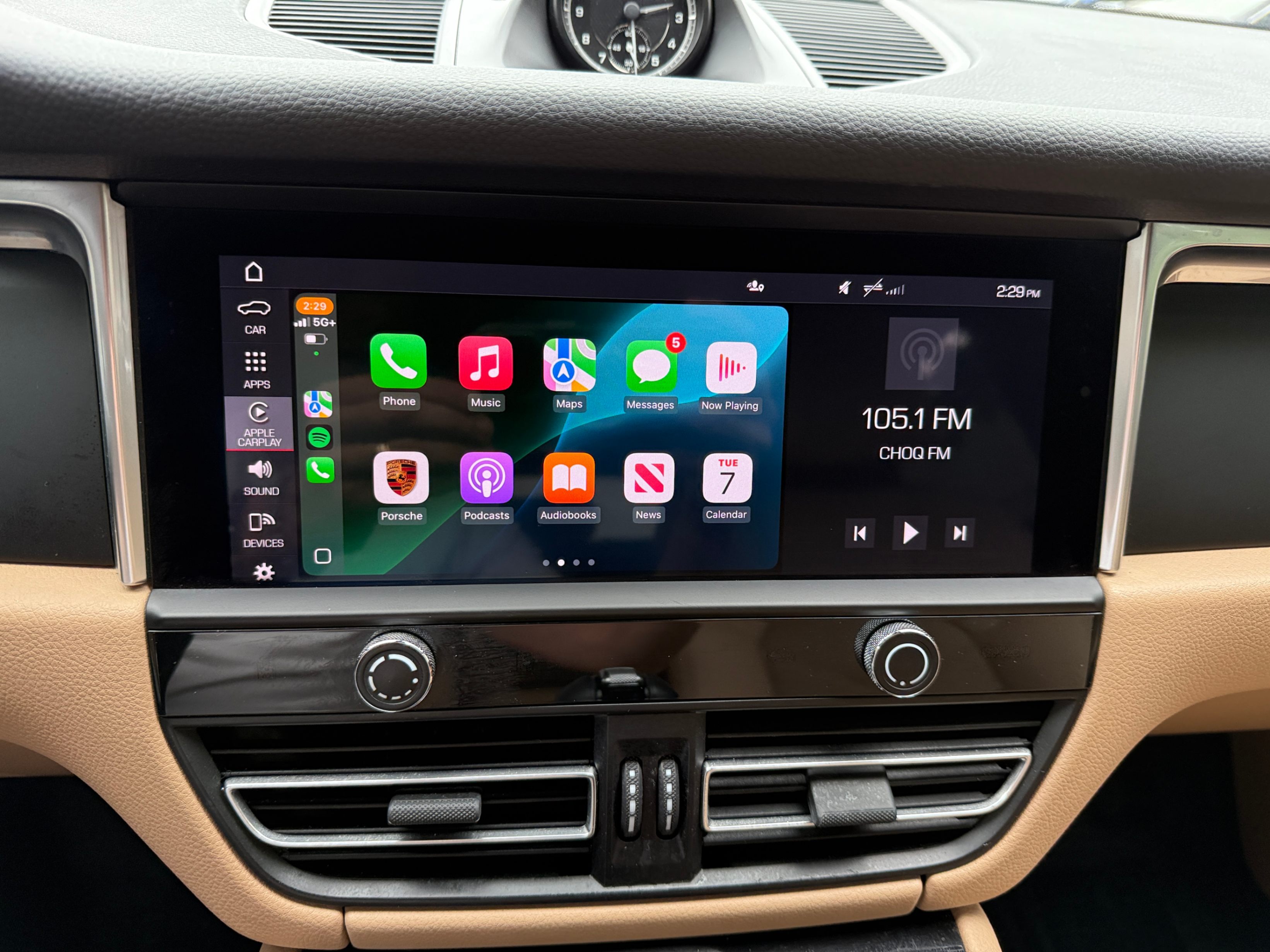/crownautomobile/2022-Porsche-Macan-6130668201930183.jpg