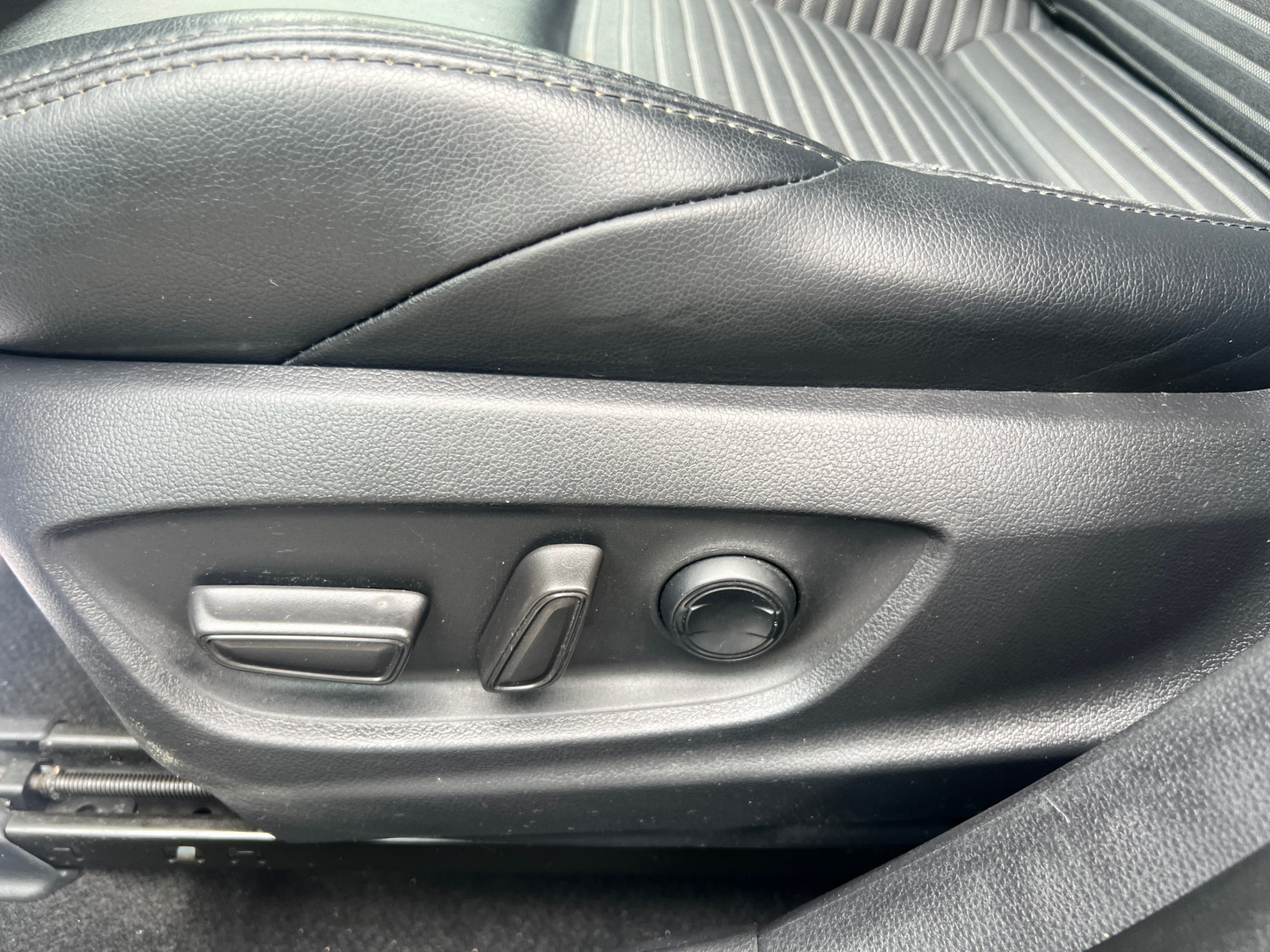 /crownautomobile/2022-Toyota-Corolla-28206158320882.jpg