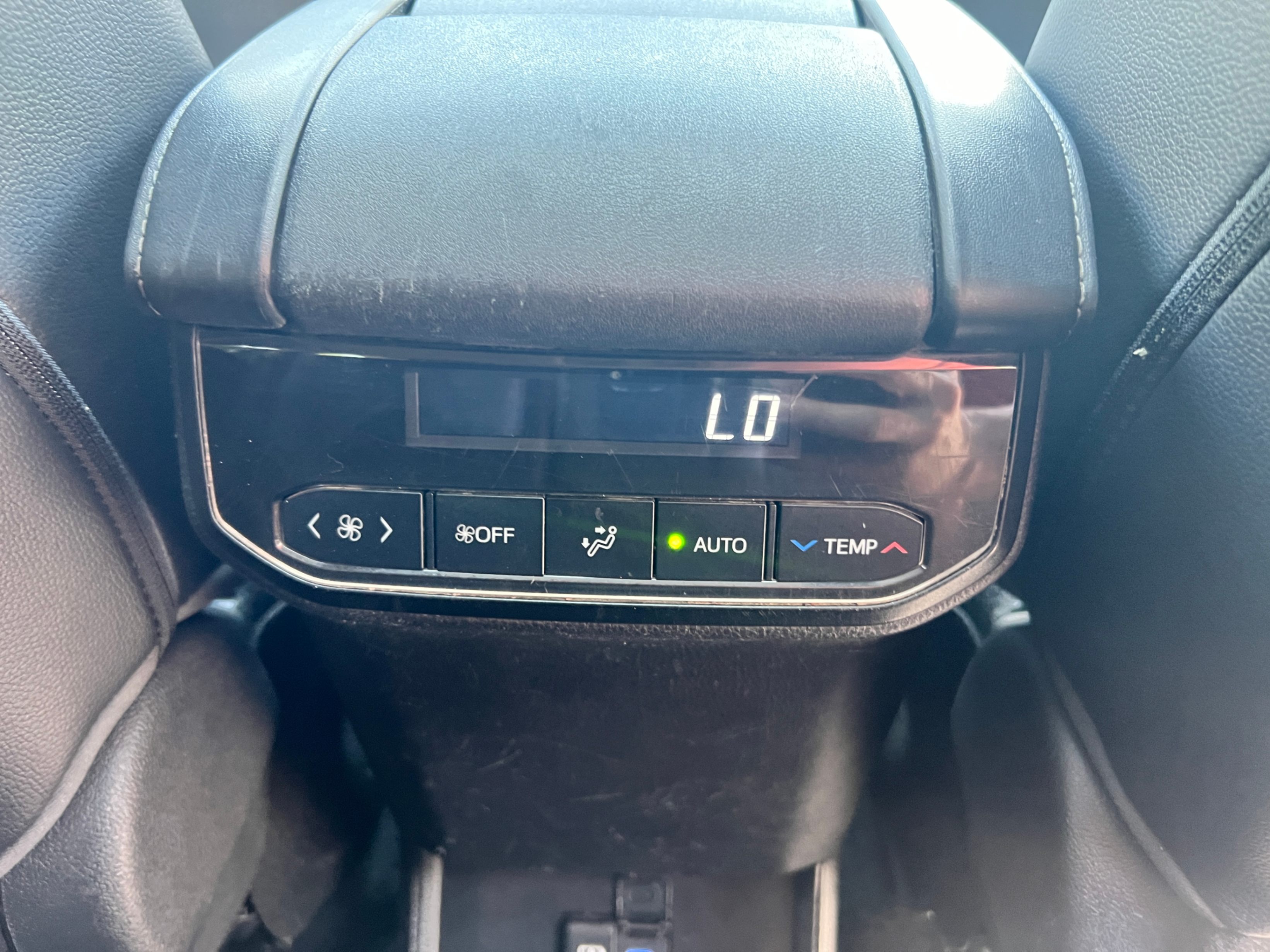 /crownautomobile/2022-Toyota-Highlander-16314928729749356.jpg