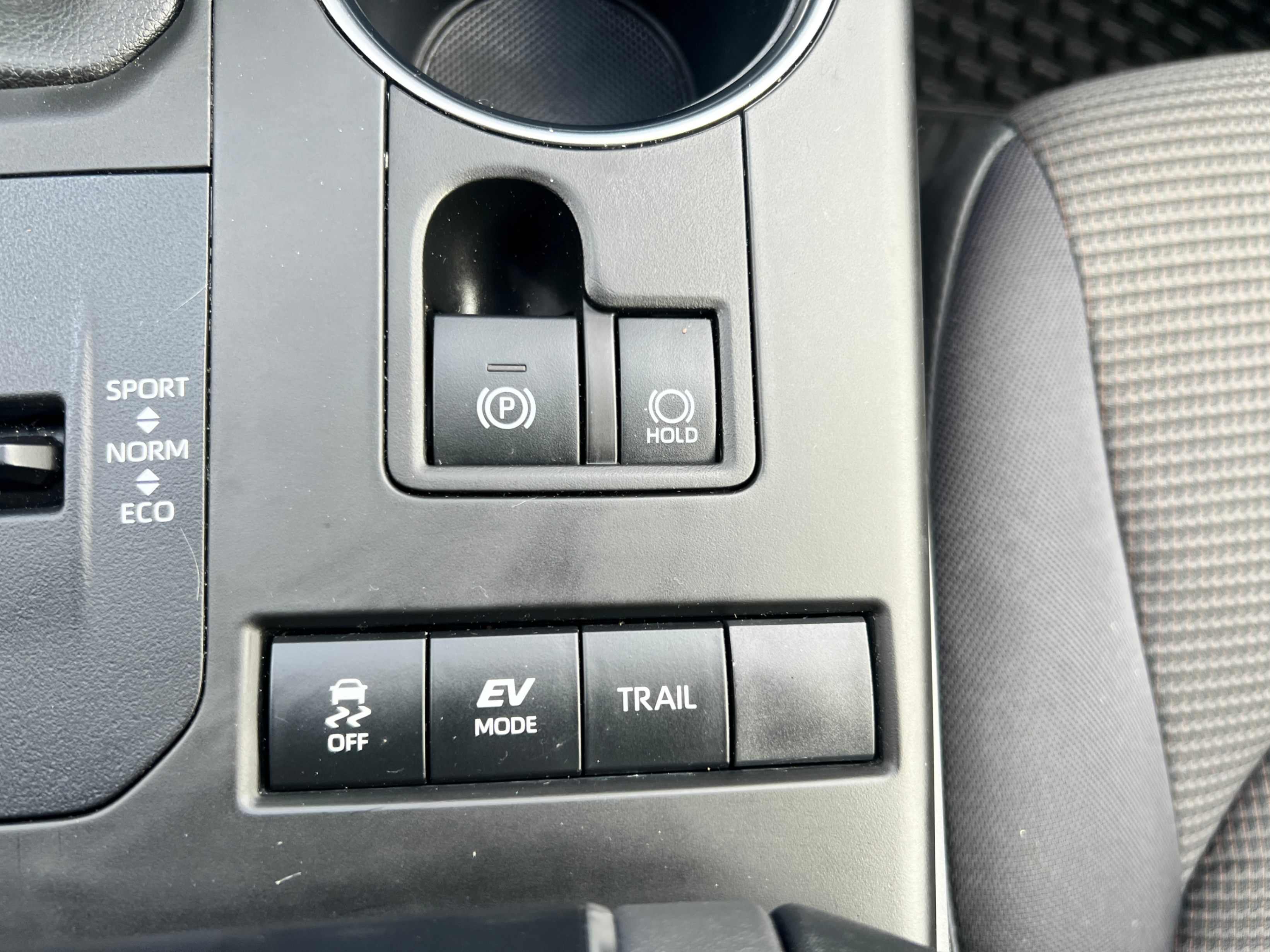 /crownautomobile/2022-Toyota-Highlander-4945086455925298.jpg