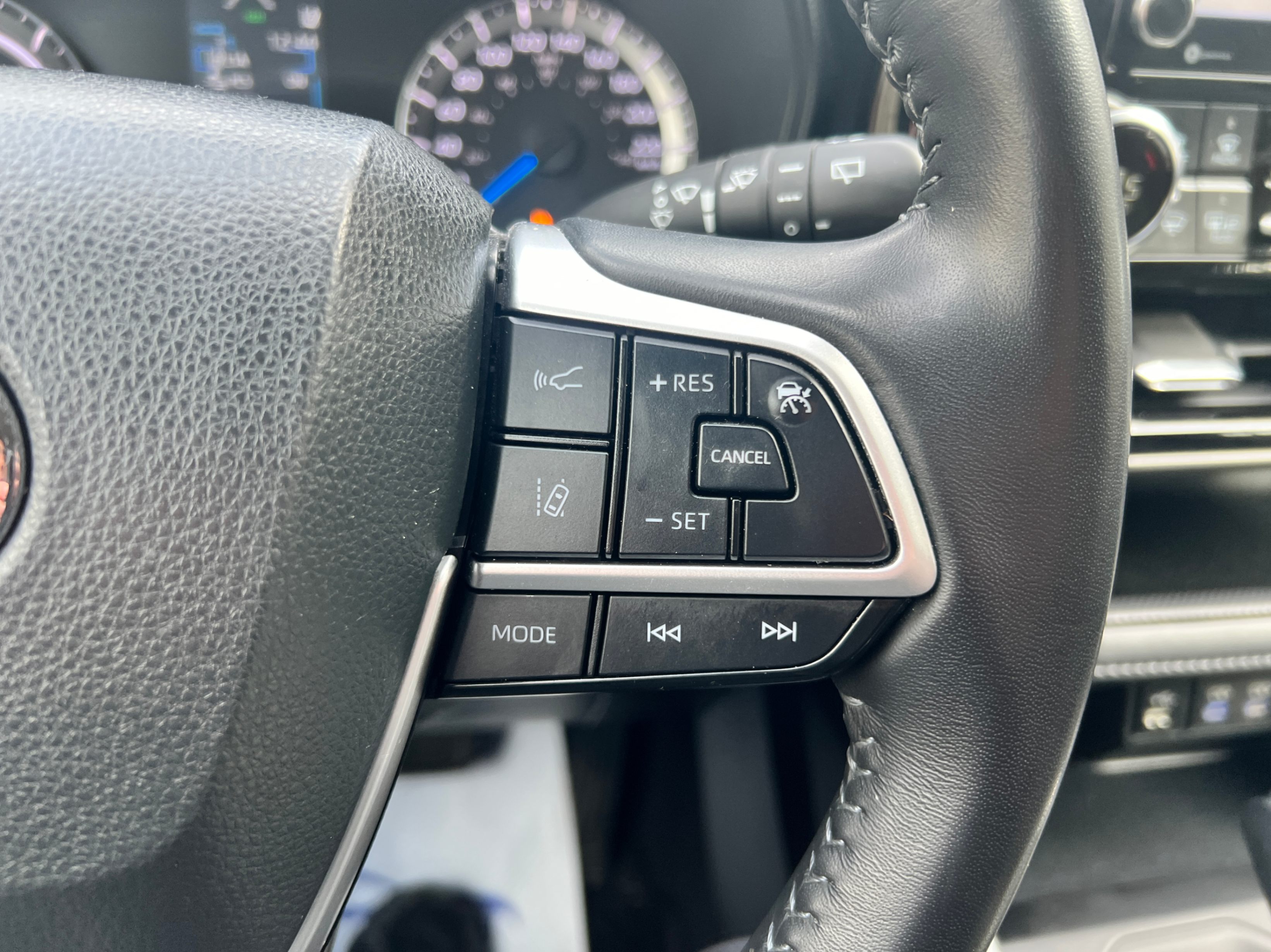 /crownautomobile/2022-Toyota-Highlander-5399943809696477.jpg