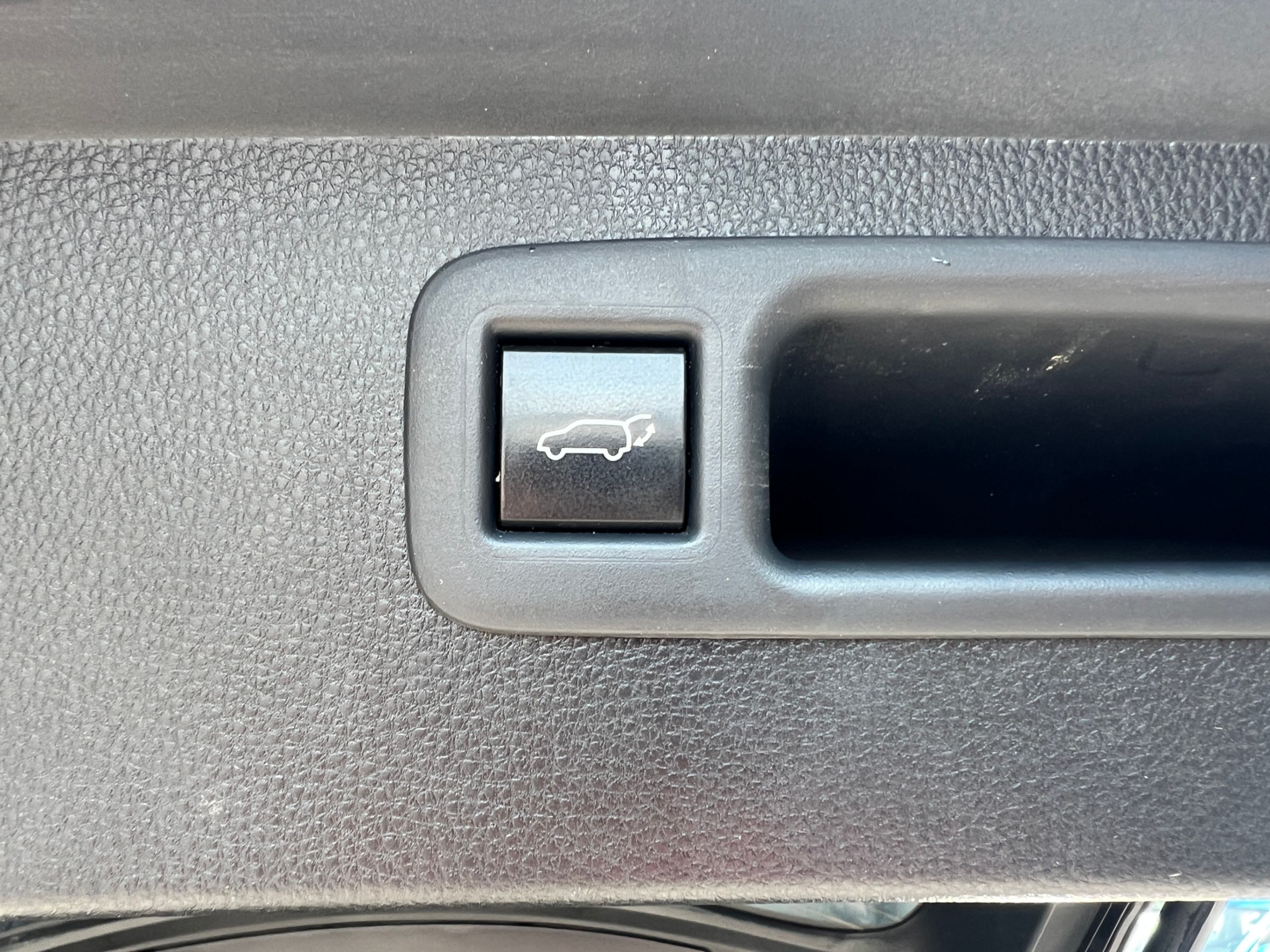/crownautomobile/2022-Toyota-Highlander-9093113686781085.jpg