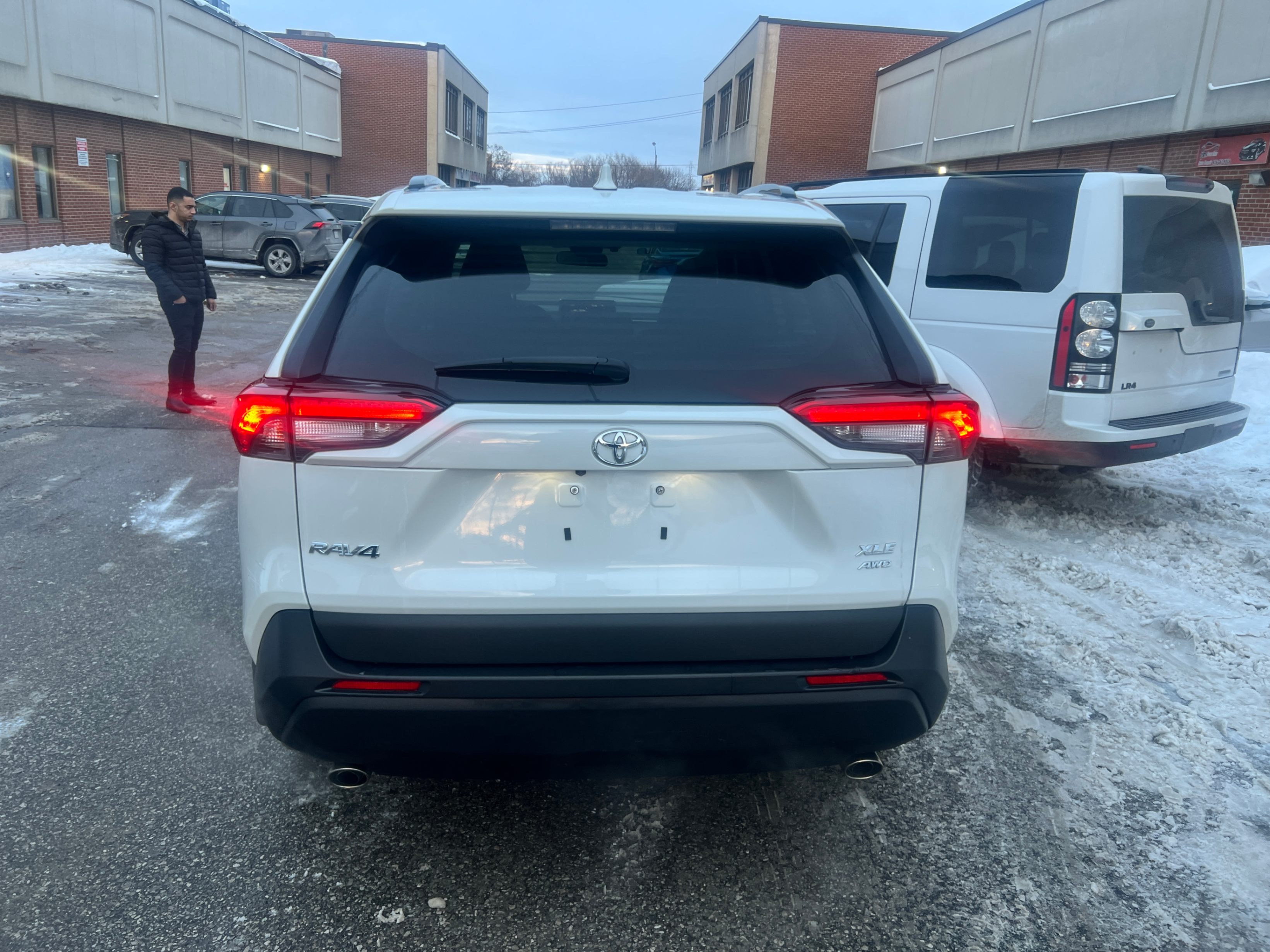 /crownautomobile/2022-Toyota-RAV4-11419593048802978.jpg