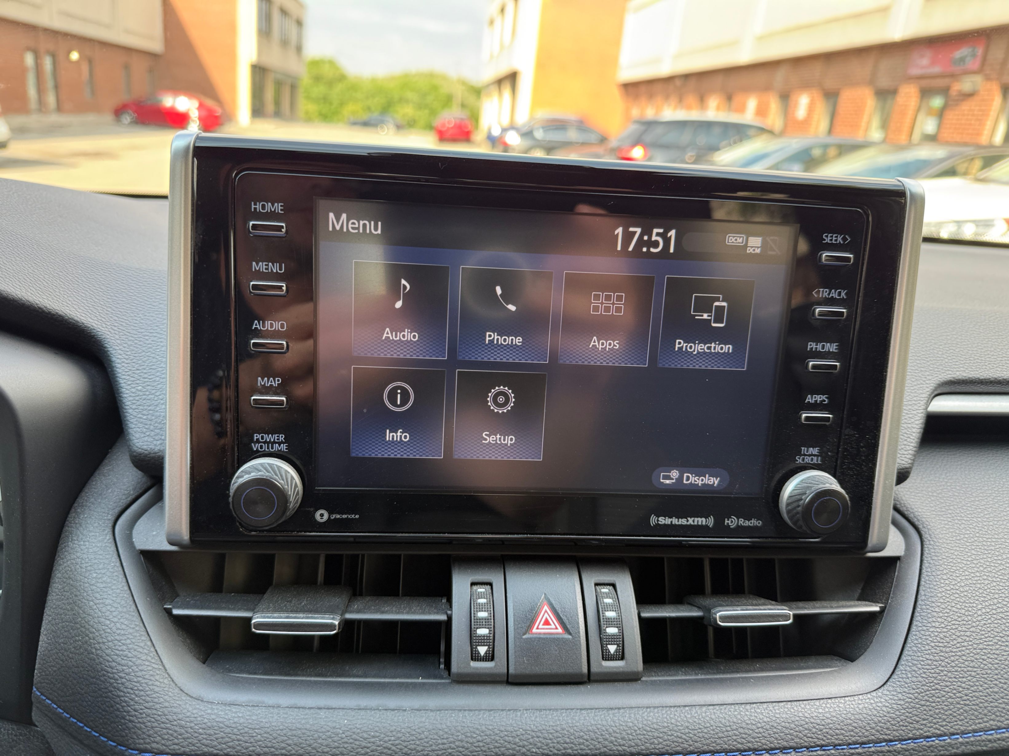 /crownautomobile/2022-Toyota-RAV4-16371472463559322.jpg