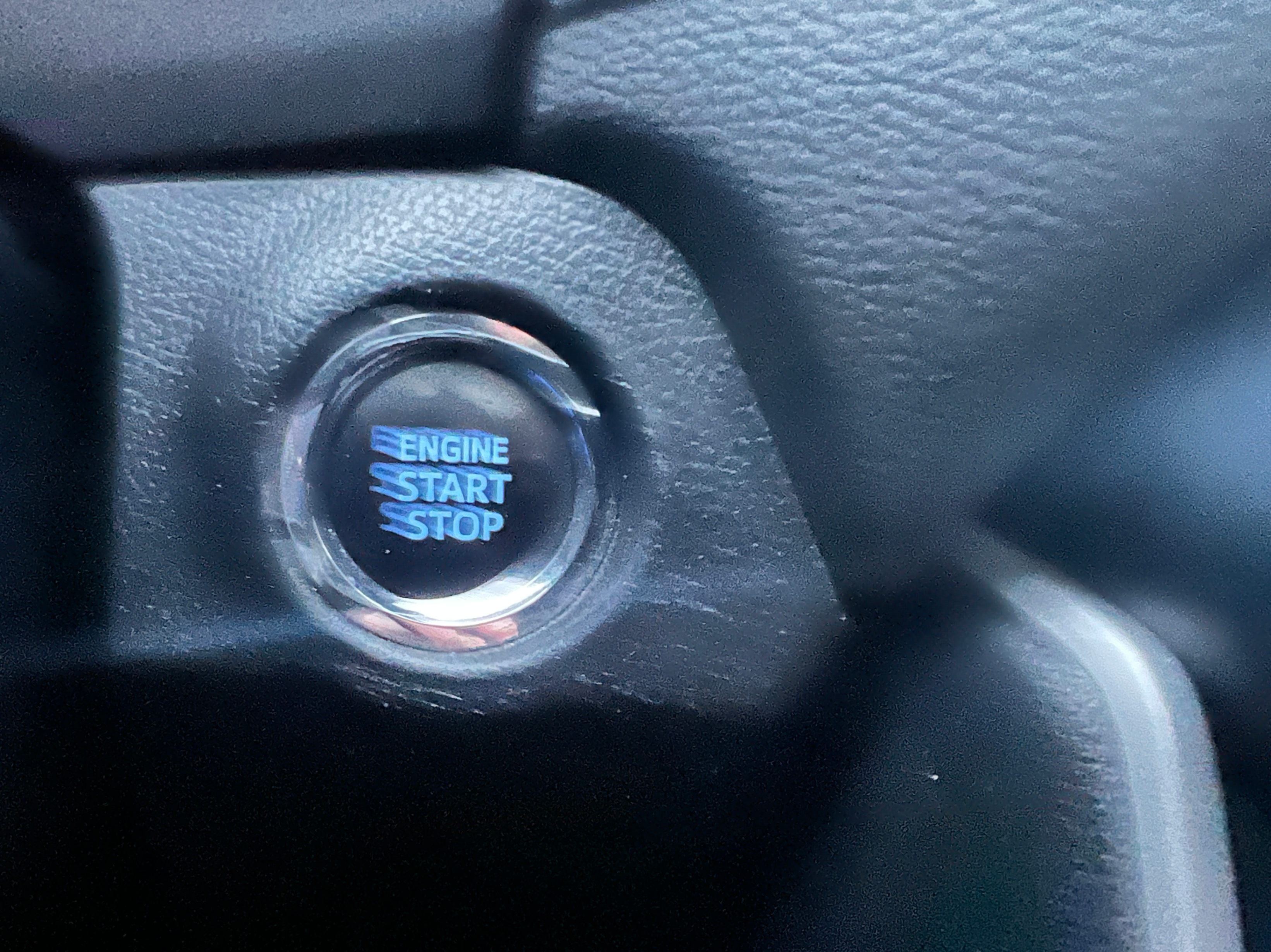 /crownautomobile/2022-Toyota-RAV4-34938644252993933.jpg