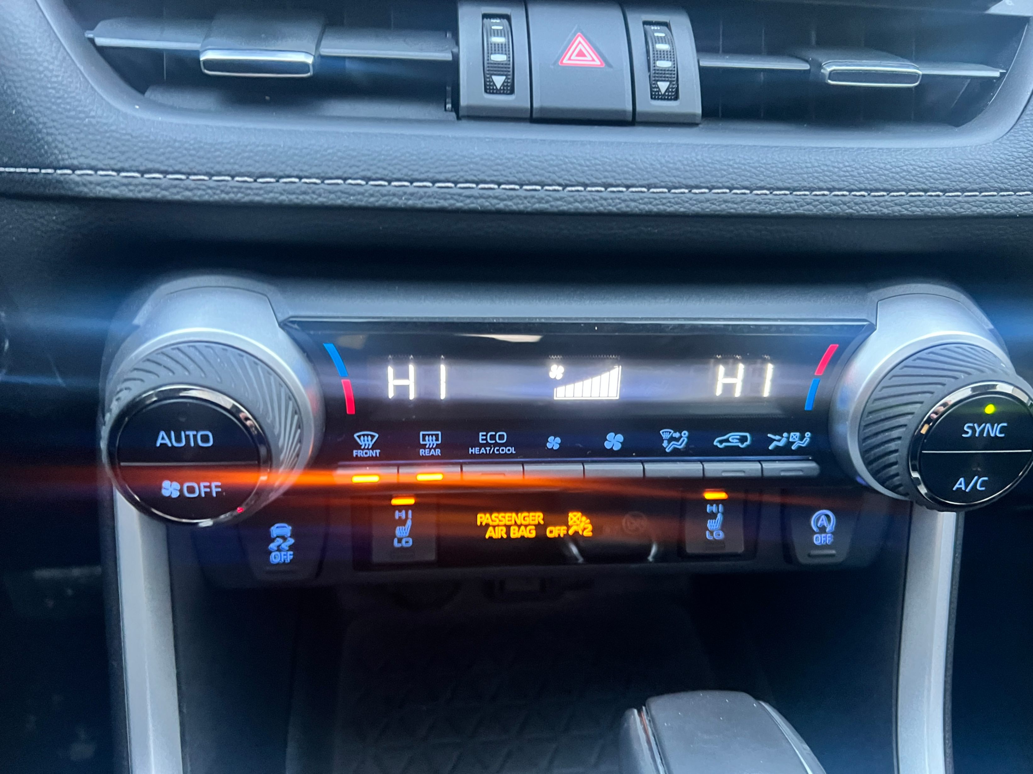 /crownautomobile/2022-Toyota-RAV4-4847522889635807.jpg