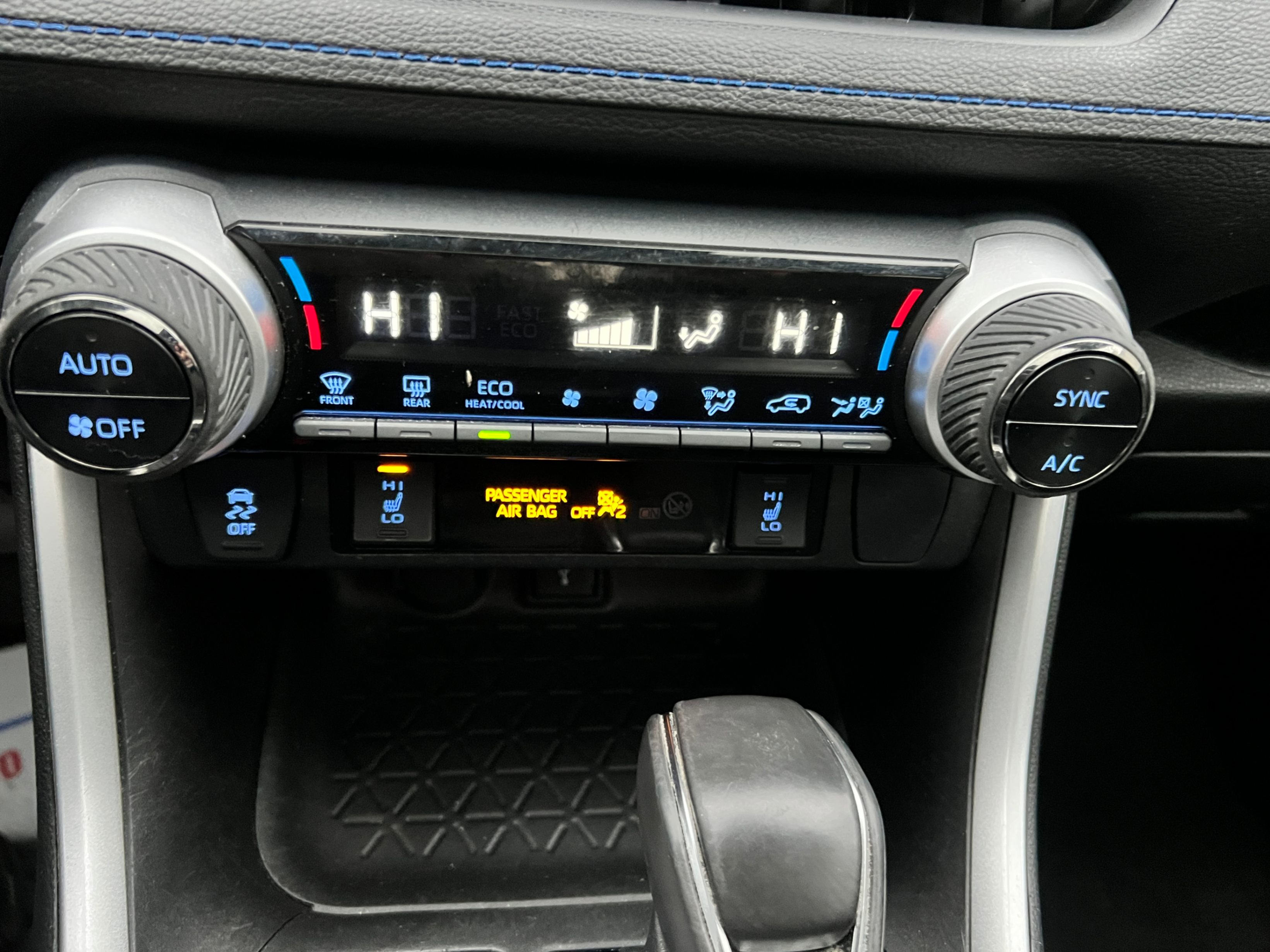 /crownautomobile/2022-Toyota-RAV4-49950518249256737.jpg