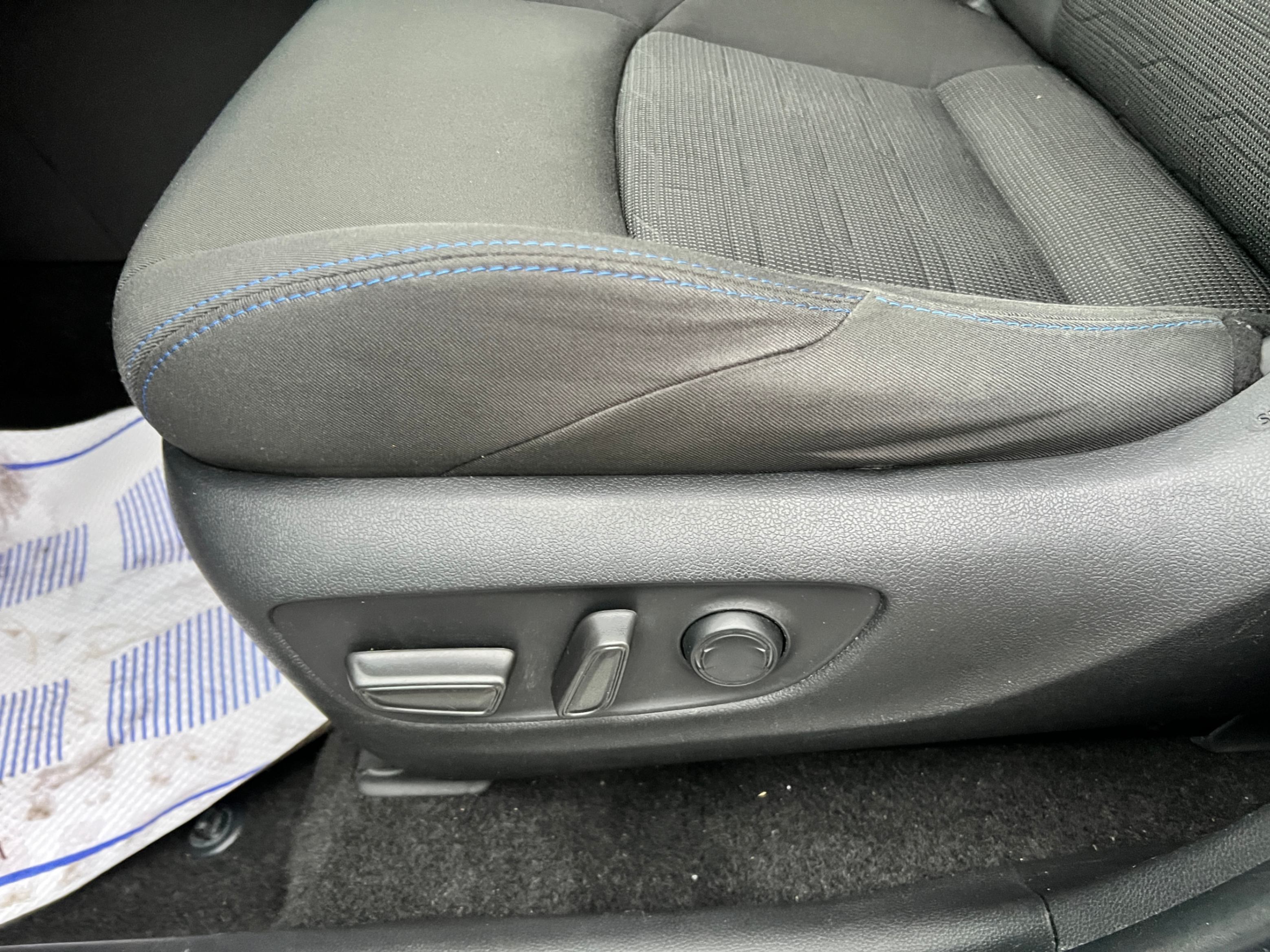/crownautomobile/2022-Toyota-RAV4-7408664863901553.jpg
