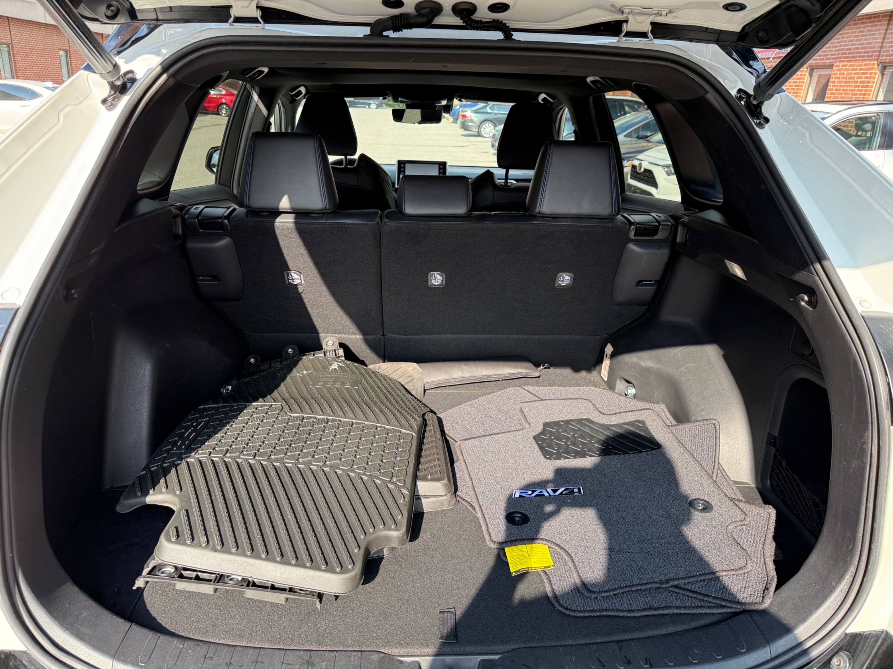 /crownautomobile/2022-Toyota-RAV4-8093449129418728.jpg