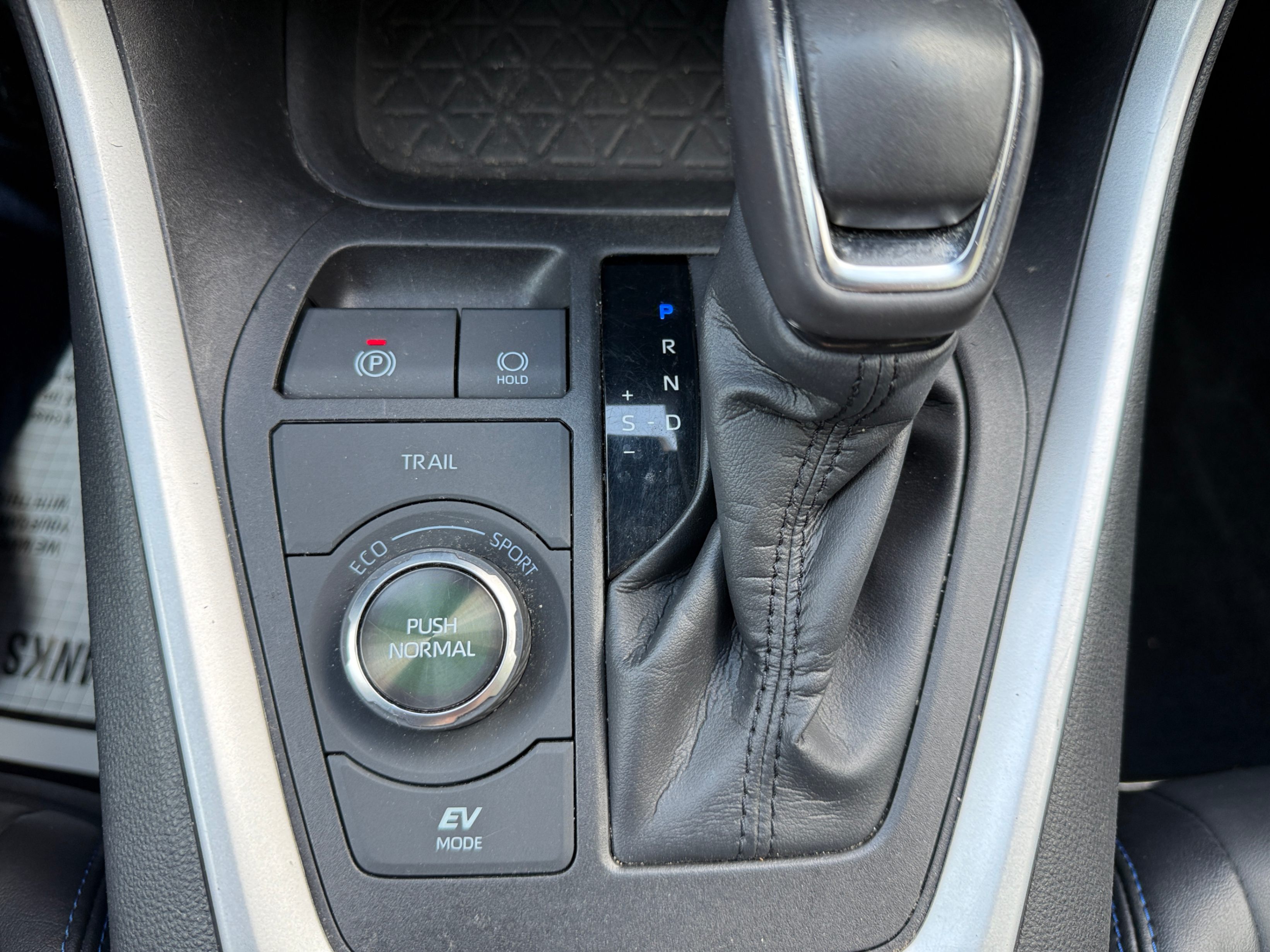 /crownautomobile/2022-Toyota-RAV4-8567303976318508.jpg