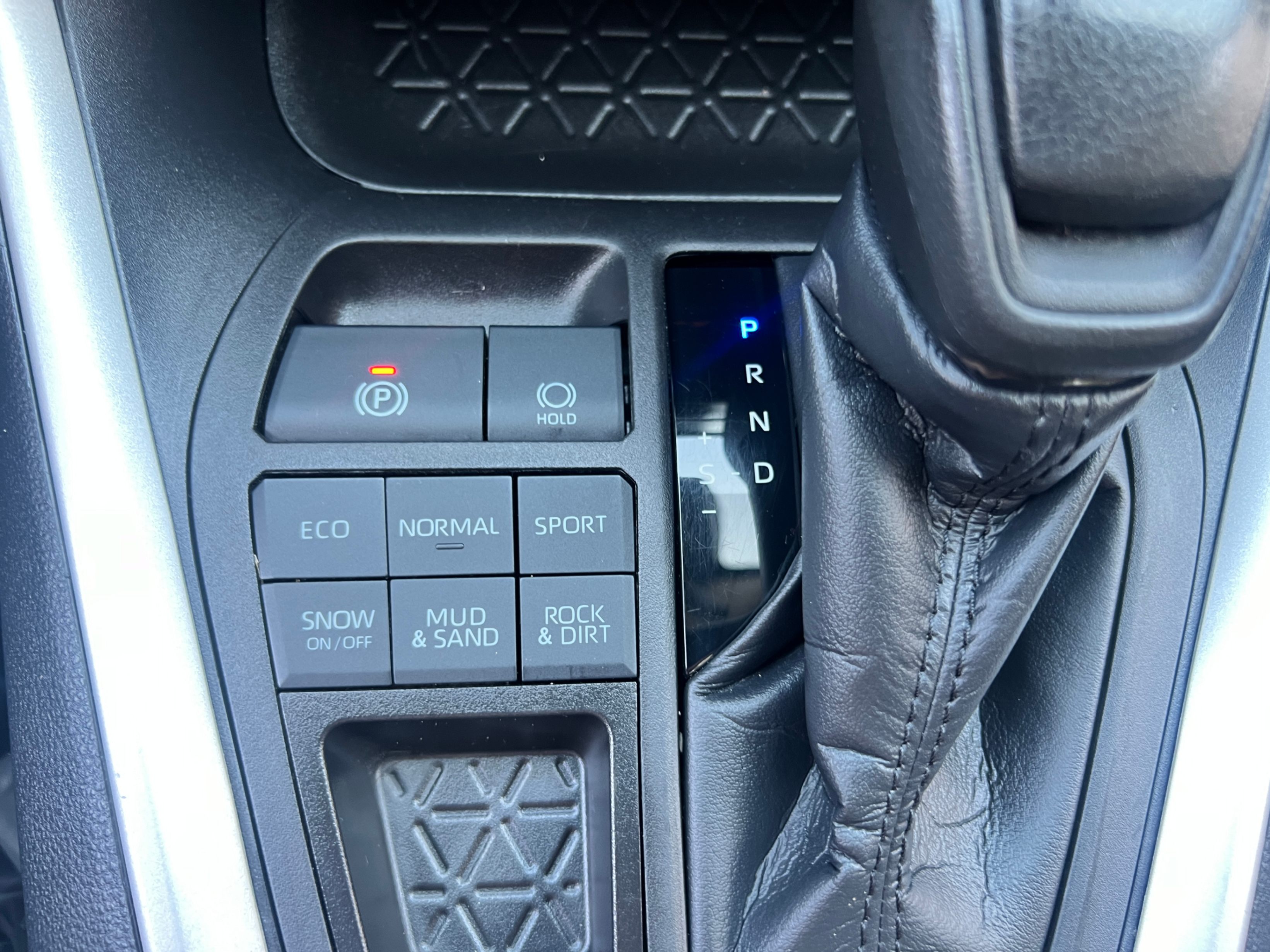 /crownautomobile/2022-Toyota-RAV4-9679549133060312.jpg